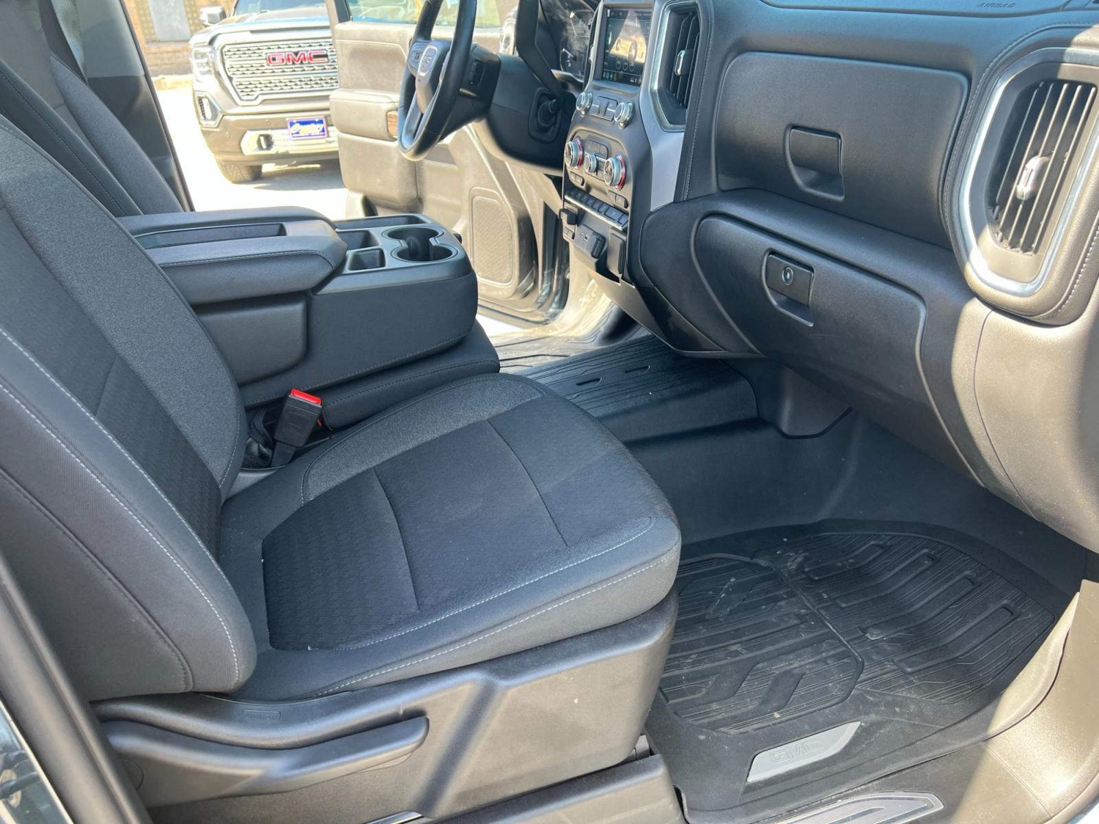 2021 Grey /Black GMC Sierra 1500 Elevation Crew Cab 4WD (3GTU9CED2MG) with an 5.3L V8 OHV 16V engine, 6A transmission, located at 116 5th Avenue South, Lewistown, MT, 59457, 47.063877, -109.427879 - Photo #12
