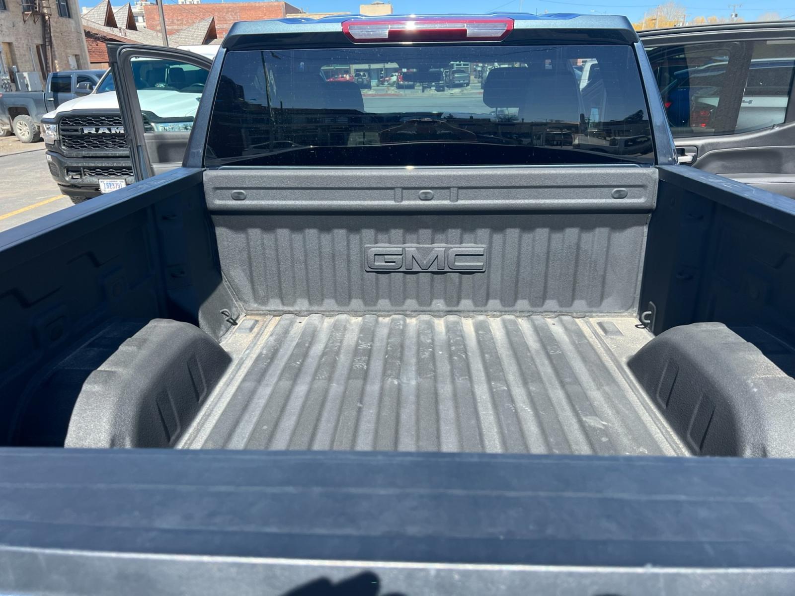 2021 Grey /Black GMC Sierra 1500 Elevation Crew Cab 4WD (3GTU9CED2MG) with an 5.3L V8 OHV 16V engine, 6A transmission, located at 116 5th Avenue South, Lewistown, MT, 59457, 47.063877, -109.427879 - Photo #13