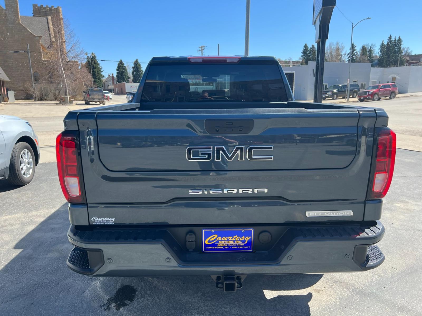 2021 Grey /Black GMC Sierra 1500 Elevation Crew Cab 4WD (3GTU9CED2MG) with an 5.3L V8 OHV 16V engine, 6A transmission, located at 116 5th Avenue South, Lewistown, MT, 59457, 47.063877, -109.427879 - Photo #5