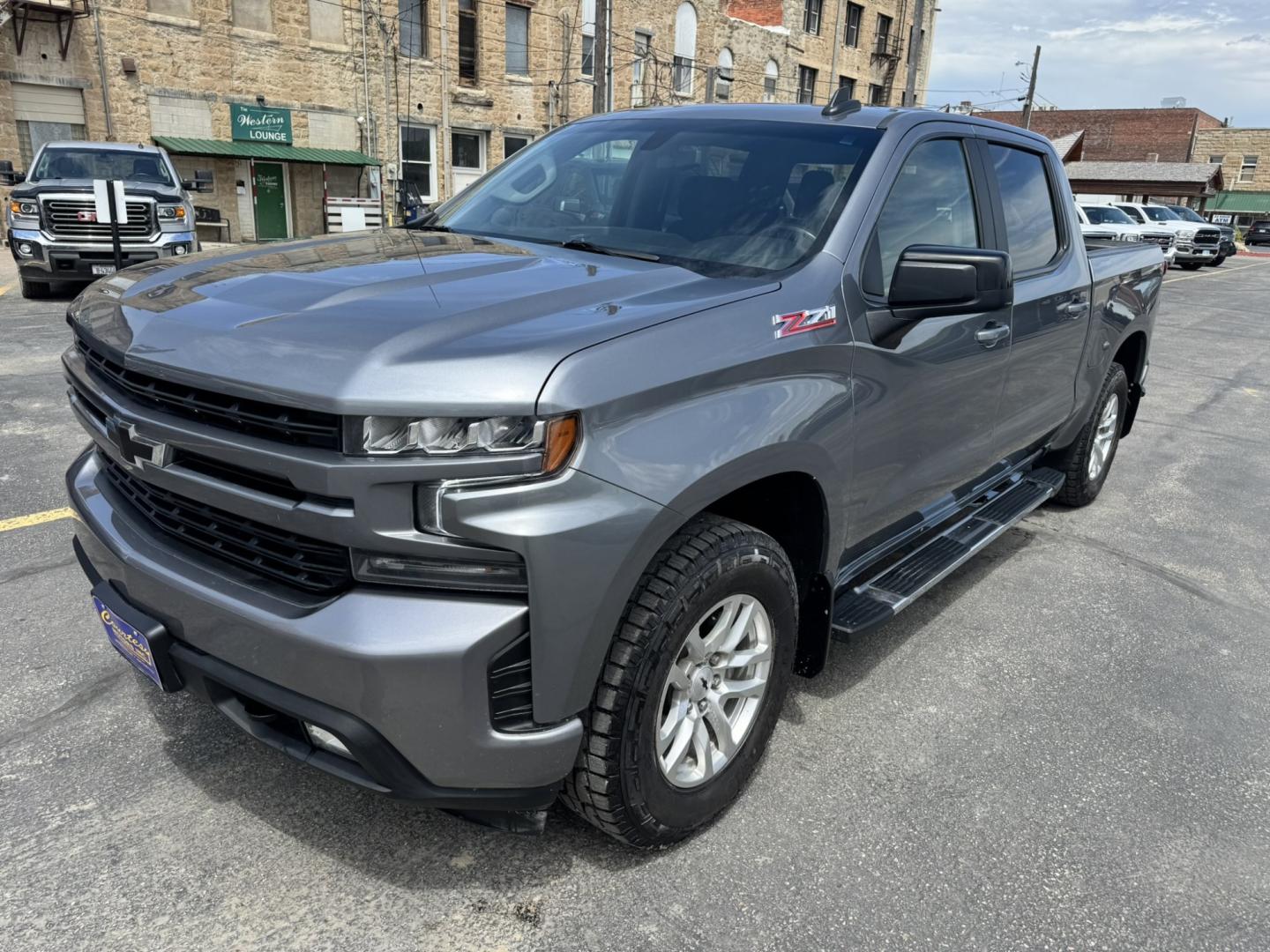 2021 Blue /Charcoal Chevrolet Silverado 1500 RST Crew Cab 4WD (1GCUYEED4MZ) with an 5.3L V8 OHV 16V engine, 6A transmission, located at 116 5th Avenue South, Lewistown, MT, 59457, 47.063877, -109.427879 - Take on any road with confidence in this 2021 Chevrolet Silverado 1500 RST 4WD, a perfect combination of power, style, and capability. Equipped with a 5.3L V8 engine, this truck delivers impressive performance and towing capacity, making it ideal for work or weekend adventures. The RST trim adds a b- Photo#7