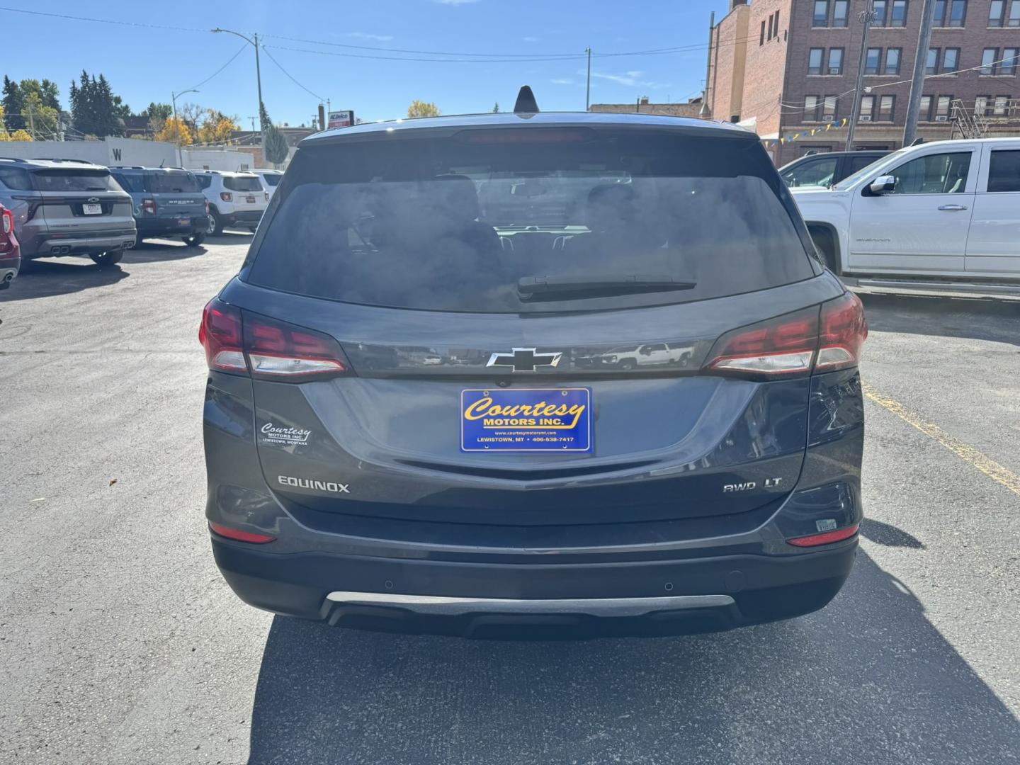 2022 Grey /Charcoal Chevrolet Equinox LT AWD (3GNAXUEV8NS) with an 1.5L L4 DOHC 16V TURBO engine, 6A transmission, located at 116 5th Avenue South, Lewistown, MT, 59457, 47.063877, -109.427879 - For Sale: 2022 Chevrolet Equinox LT AWD – Clean, reliable, and packed with comfort and safety. This all-wheel drive Equinox is equipped with a heated steering wheel and heated front seats, making it perfect for year-round driving comfort. The included safety package offers advanced driver assistan- Photo#3