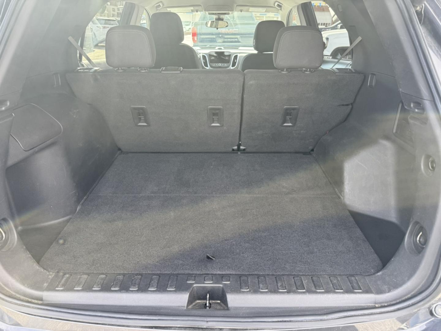 2022 Grey /Charcoal Chevrolet Equinox LT AWD (3GNAXUEV8NS) with an 1.5L L4 DOHC 16V TURBO engine, 6A transmission, located at 116 5th Avenue South, Lewistown, MT, 59457, 47.063877, -109.427879 - For Sale: 2022 Chevrolet Equinox LT AWD – Clean, reliable, and packed with comfort and safety. This all-wheel drive Equinox is equipped with a heated steering wheel and heated front seats, making it perfect for year-round driving comfort. The included safety package offers advanced driver assistan- Photo#9