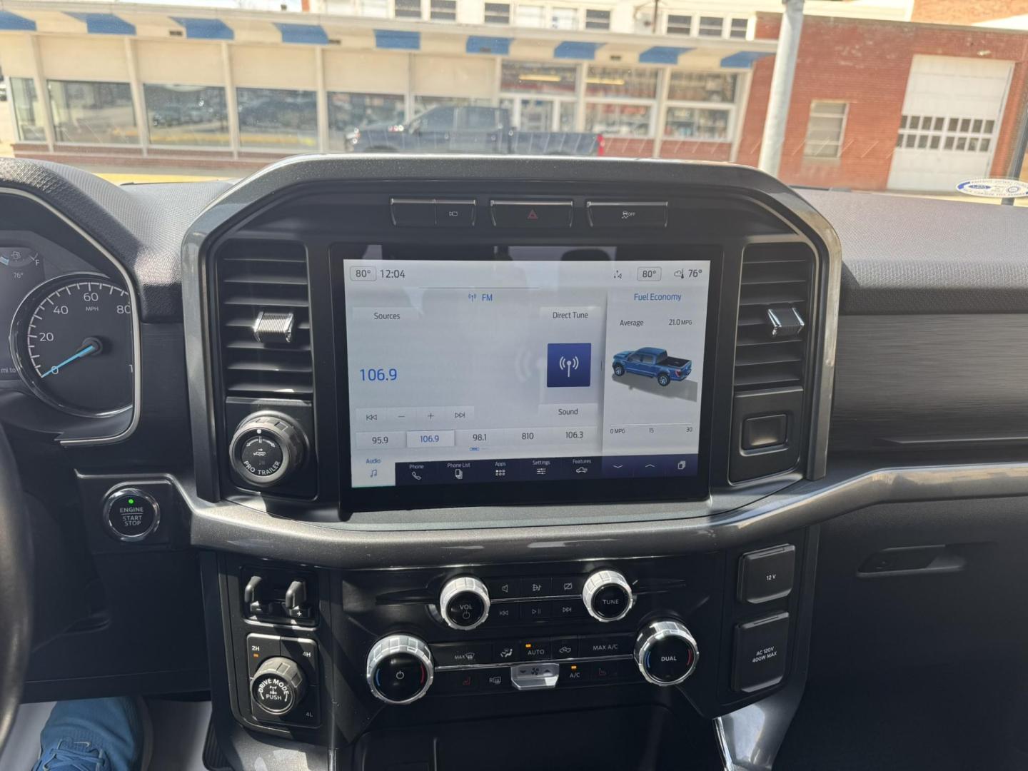 2022 Grey /Black Ford F-150 XLT Sport SuperCrew 6.5-ft. Bed 4WD (1FTFW1E80NK) with an 3.5L V6 DOHC 24V engine, 6A transmission, located at 116 5th Avenue South, Lewistown, MT, 59457, 47.063877, -109.427879 - For Sale: 2022 Ford F-150 SuperCrew XLT 4x4 – This one-owner, low-mileage local trade is equipped with the powerful 3.5L EcoBoost engine, delivering excellent performance and towing capability. It features the Sport Appearance Package for a bold, aggressive look, along with a factory trailer tow p - Photo#18