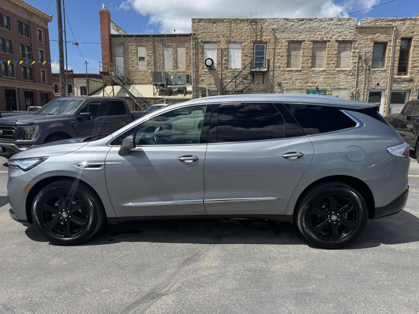 2023 Grey /Grey Buick Enclave Essence AWD (5GAEVAKW8PJ) with an 3.6L V6 DOHC 24V engine, 9A transmission, located at 116 5th Avenue South, Lewistown, MT, 59457, 47.063877, -109.427879 - For sale: 2023 Buick Enclave Essence AWD — a perfect blend of luxury, performance, and practicality. This premium midsize SUV offers a smooth, quiet ride with confident all-wheel drive handling, ideal for all seasons. Powered by a robust 3.6L V6 engine, it delivers strong performance while maintai - Photo#5