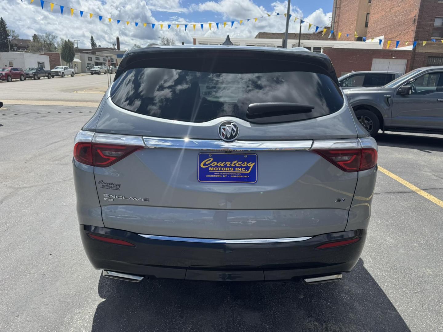 2023 Grey /Grey Buick Enclave Essence AWD (5GAEVAKW8PJ) with an 3.6L V6 DOHC 24V engine, 9A transmission, located at 116 5th Avenue South, Lewistown, MT, 59457, 47.063877, -109.427879 - For sale: 2023 Buick Enclave Essence AWD — a perfect blend of luxury, performance, and practicality. This premium midsize SUV offers a smooth, quiet ride with confident all-wheel drive handling, ideal for all seasons. Powered by a robust 3.6L V6 engine, it delivers strong performance while maintai - Photo#3