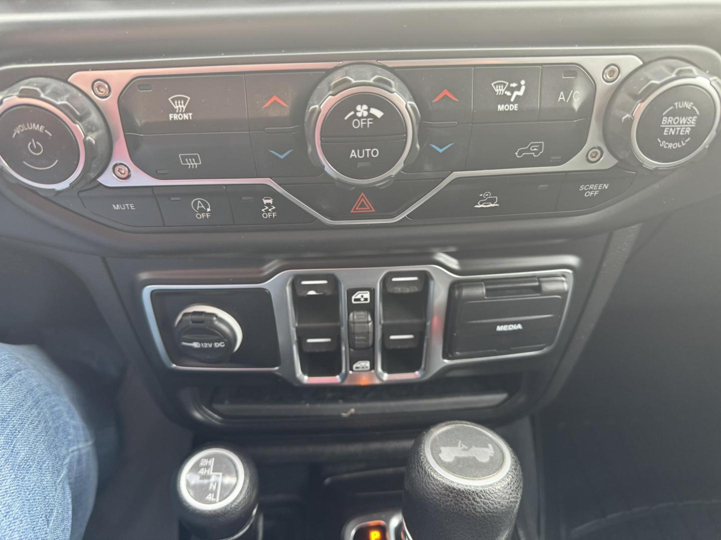 2021 Silver /Charcoal Jeep Wrangler Unlimited Sahara (1C4HJXEN3MW) with an 2.0L L4 DOHC 16V TURBO engine, 8A transmission, located at 116 5th Avenue South, Lewistown, MT, 59457, 47.063877, -109.427879 - Available now: 2021 Jeep Wrangler Sahara — a perfect blend of rugged capability and refined comfort. Powered by Jeep’s 2.0L Turbocharged engine, this two-door SUV delivers impressive torque and efficiency while maintaining the legendary off-road performance Jeep is known for. The Sahara trim add - Photo#16
