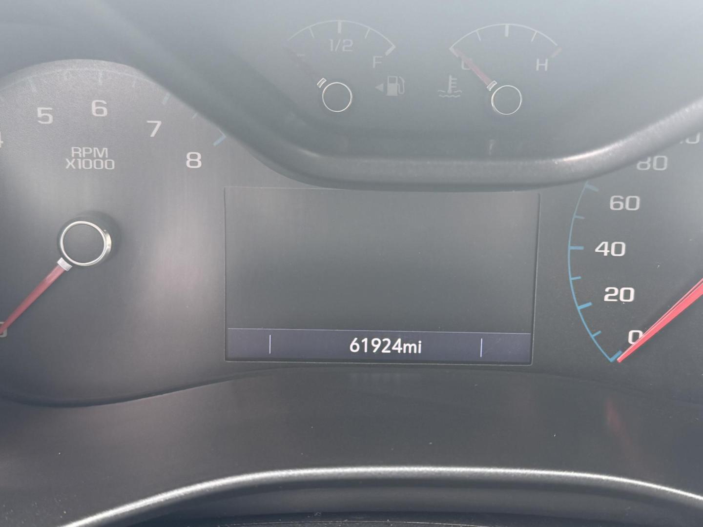 2021 WHITE /Black GMC Canyon Elevation Crew Cab 4WD (1GTG6CEN1M1) with an 3.6L V6 DOHC 24V engine, 6A transmission, located at 116 5th Avenue South, Lewistown, MT, 59457, 47.063877, -109.427879 - Stand out on the road and off it with this sharp 2021 GMC Canyon Elevation. This midsize truck brings rugged capability, modern tech, and head-turning style in a versatile package perfect for work or play. Powered by a responsive engine and equipped with 4WD, it’s ready for all-season traction and - Photo#12