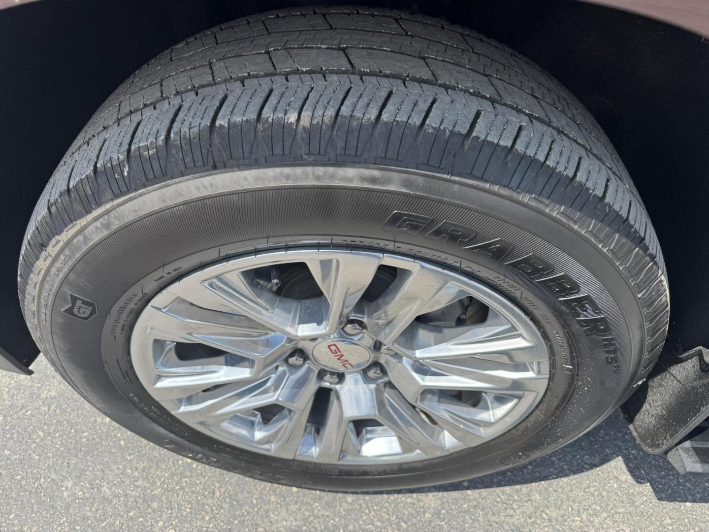 2022 Dark Bronze /Black GMC Yukon Denali 4WD (1GKS2DKL0NR) with an 6.2L V8 OHV 16V engine, 10A transmission, located at 116 5th Avenue South, Lewistown, MT, 59457, 47.063877, -109.427879 - For sale is a 2022 GMC Yukon Denali 4WD powered by the legendary 6.2L V8 engine paired with a 10-speed automatic transmission. This full-size SUV delivers 420 horsepower and 460 lb-ft of torque, offering impressive towing capability and smooth, confident performance in all driving conditions. The D - Photo#25