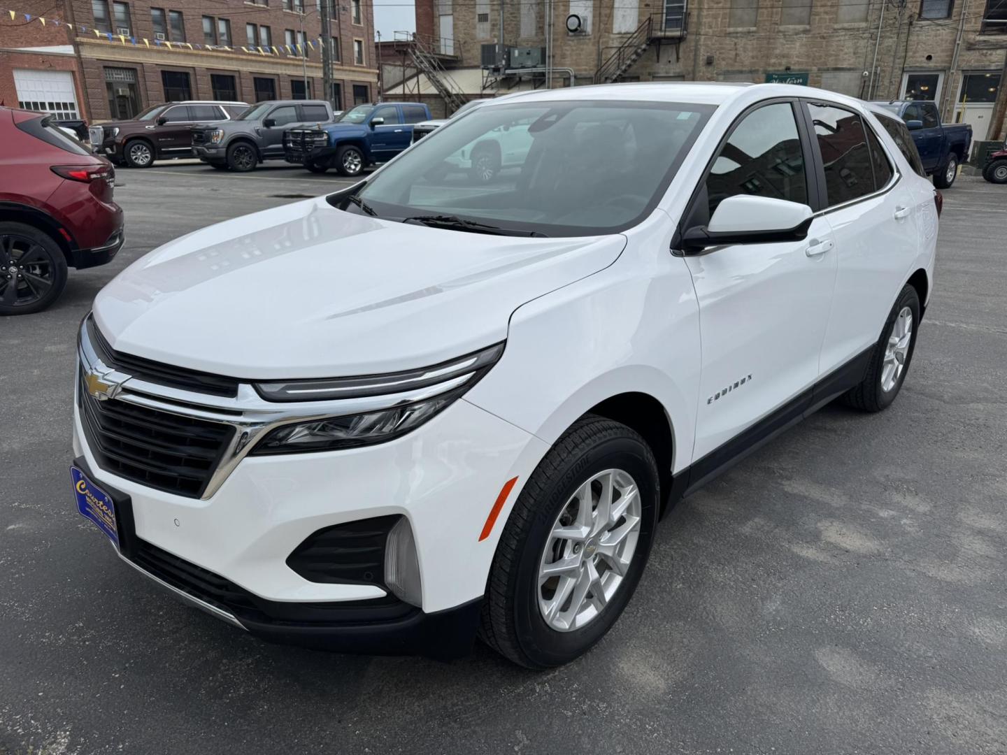 2022 Black /Charcoal Chevrolet Equinox LT AWD (3GNAXUEV9NL) with an 1.5L L4 DOHC 16V TURBO engine, 6A transmission, located at 116 5th Avenue South, Lewistown, MT, 59457, 47.063877, -109.427879 - Photo#5