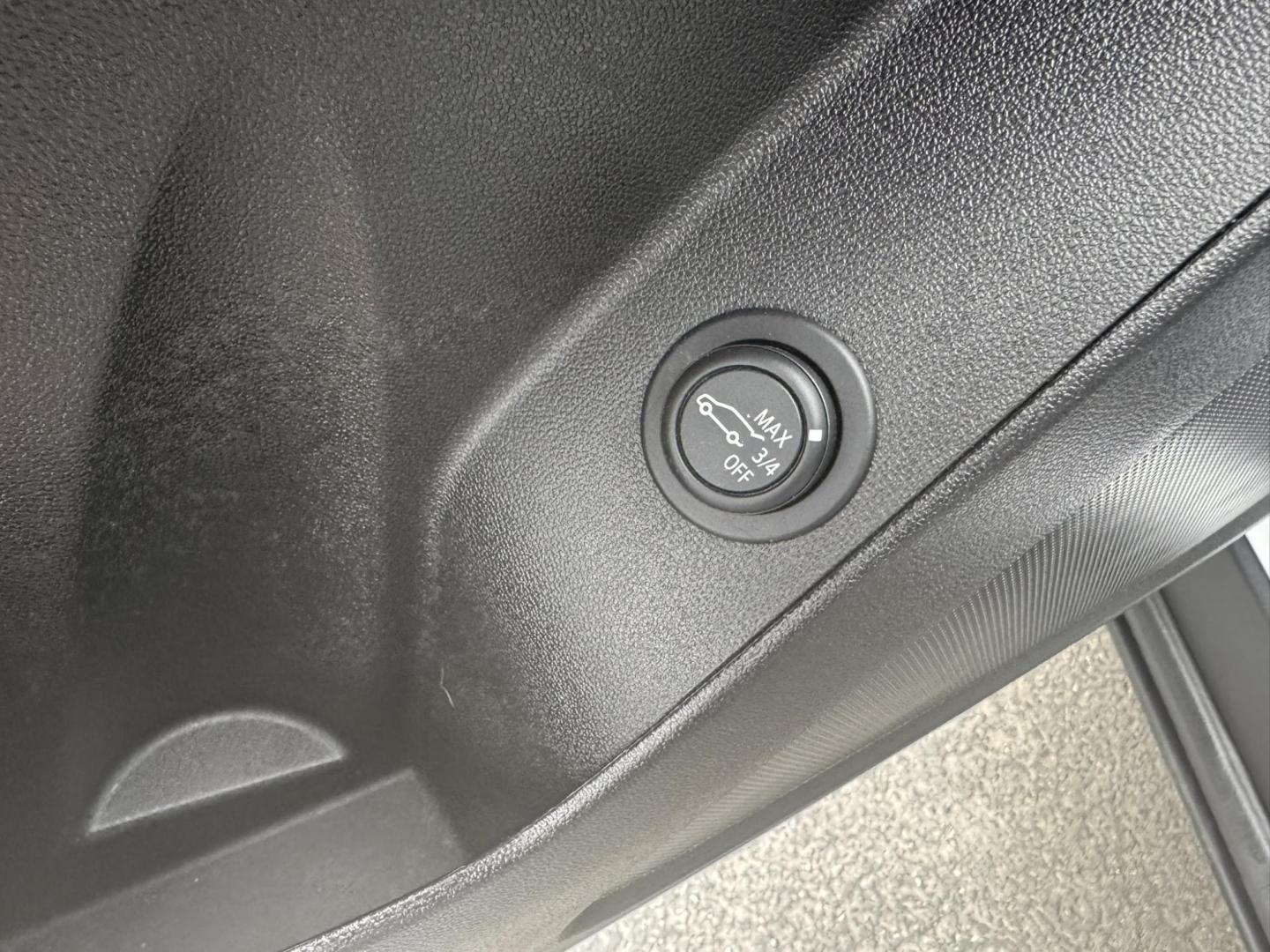 2022 Black /Charcoal Chevrolet Equinox LT AWD (3GNAXUEV9NL) with an 1.5L L4 DOHC 16V TURBO engine, 6A transmission, located at 116 5th Avenue South, Lewistown, MT, 59457, 47.063877, -109.427879 - Photo#12