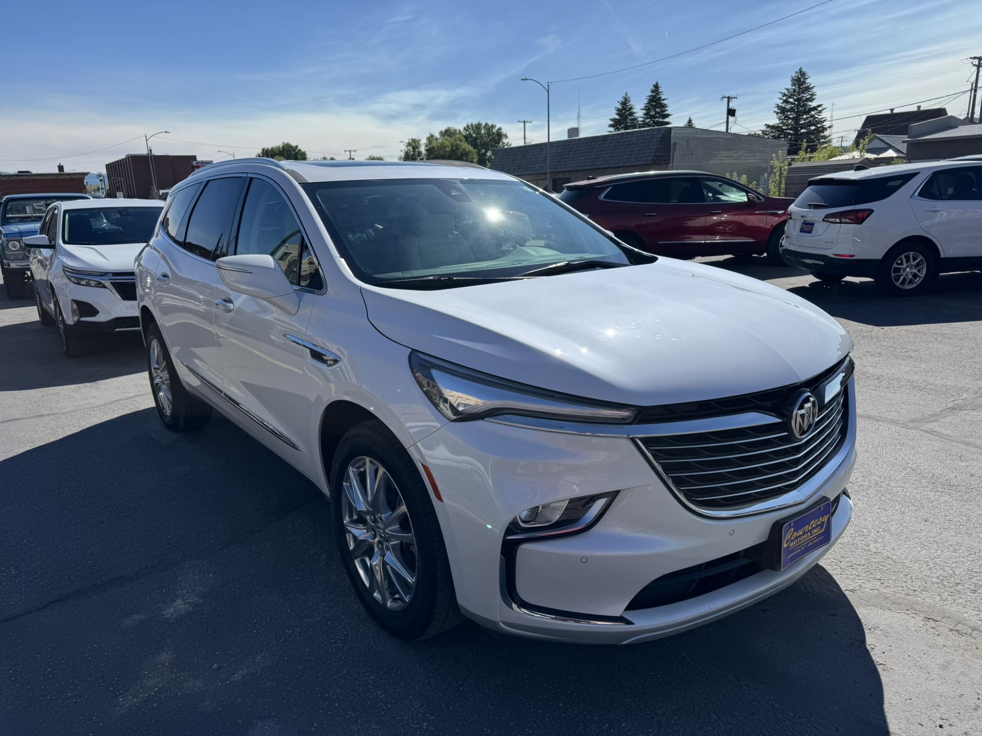 photo of 2023 Buick Enclave Essence AWD