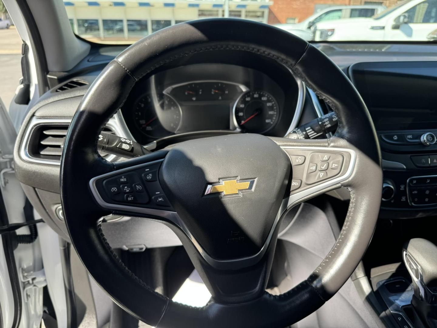 2022 WHITE /Black Chevrolet Equinox LT AWD (3GNAXUEV5NS) with an 1.5L L4 DOHC 16V TURBO engine, 6A transmission, located at 116 5th Avenue South, Lewistown, MT, 59457, 47.063877, -109.427879 - Photo#14