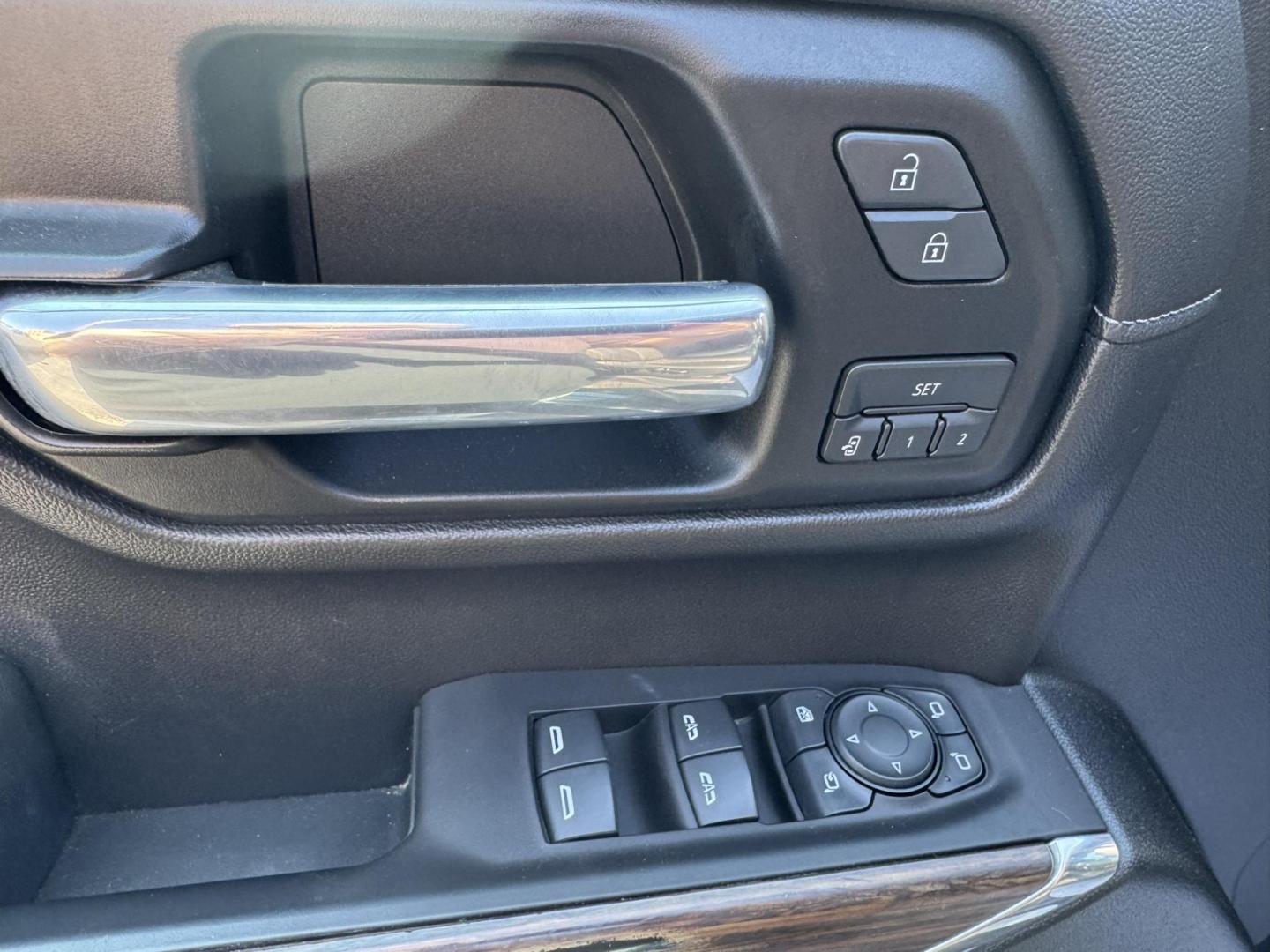 2020 Blue /Black Chevrolet Silverado 1500 High Country Crew Cab Long Box 4WD (1GCUYHELXLZ) with an 6.2L V8 OHV 16V engine, 6A transmission, located at 116 5th Avenue South, Lewistown, MT, 59457, 47.063877, -109.427879 - 2020 Chevrolet Silverado 1500 Crew Cab High Country, the perfect blend of premium comfort and powerful performance. Equipped with a strong V8 engine and smooth-shifting transmission, this truck delivers plenty of muscle for towing, hauling, or everyday driving. The High Country trim surrounds you - Photo#12