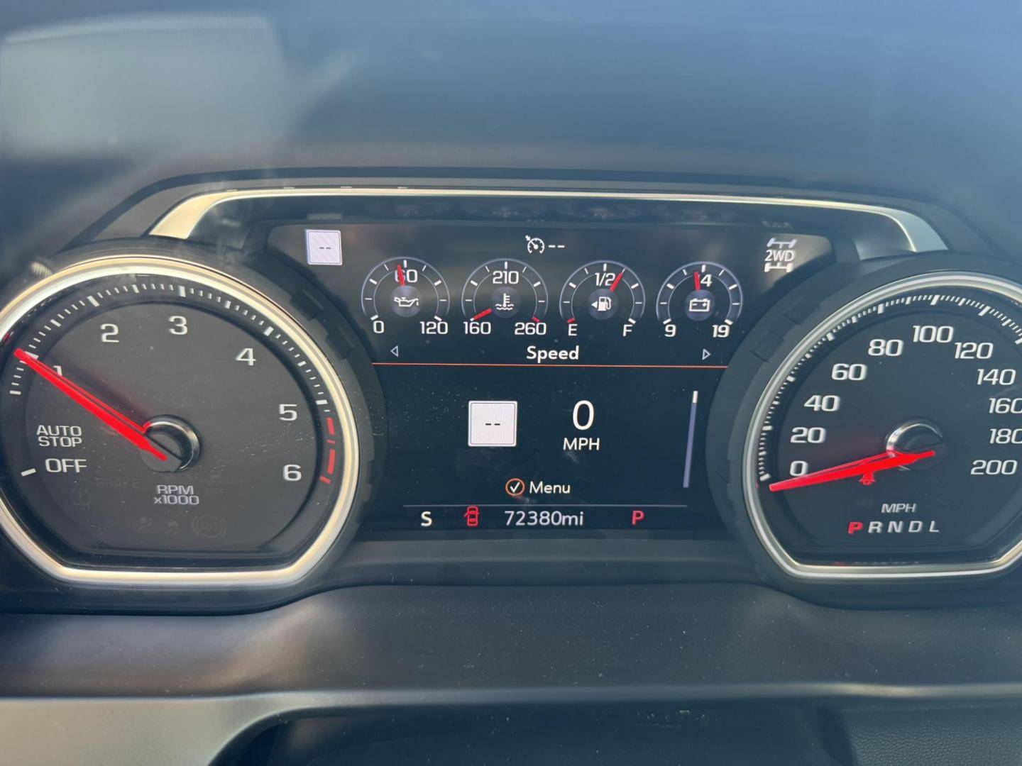 2020 Blue /Black Chevrolet Silverado 1500 High Country Crew Cab Long Box 4WD (1GCUYHELXLZ) with an 6.2L V8 OHV 16V engine, 6A transmission, located at 116 5th Avenue South, Lewistown, MT, 59457, 47.063877, -109.427879 - 2020 Chevrolet Silverado 1500 Crew Cab High Country, the perfect blend of premium comfort and powerful performance. Equipped with a strong V8 engine and smooth-shifting transmission, this truck delivers plenty of muscle for towing, hauling, or everyday driving. The High Country trim surrounds you - Photo#17