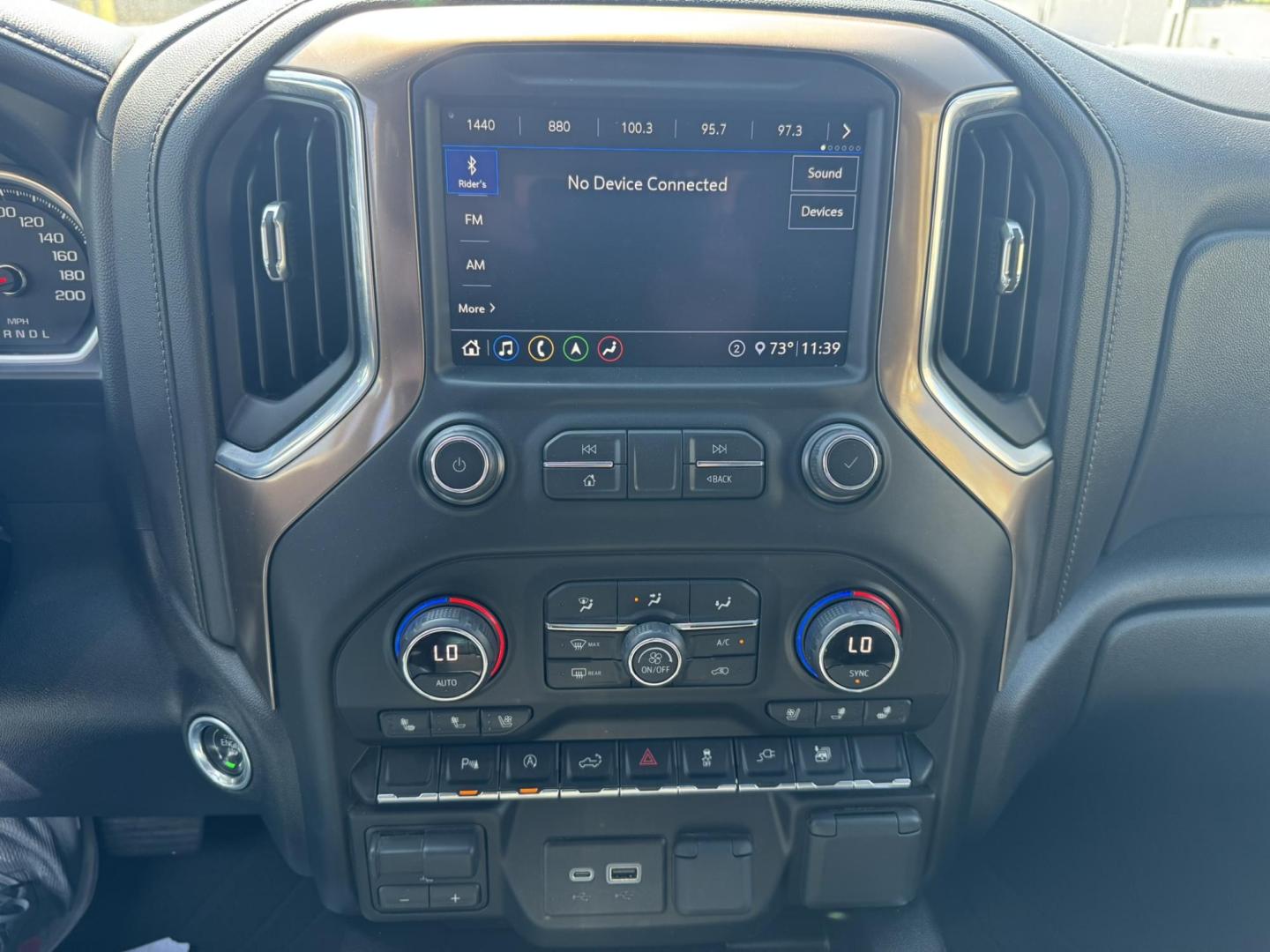 2020 Blue /Black Chevrolet Silverado 1500 High Country Crew Cab Long Box 4WD (1GCUYHELXLZ) with an 6.2L V8 OHV 16V engine, 6A transmission, located at 116 5th Avenue South, Lewistown, MT, 59457, 47.063877, -109.427879 - 2020 Chevrolet Silverado 1500 Crew Cab High Country, the perfect blend of premium comfort and powerful performance. Equipped with a strong V8 engine and smooth-shifting transmission, this truck delivers plenty of muscle for towing, hauling, or everyday driving. The High Country trim surrounds you - Photo#20