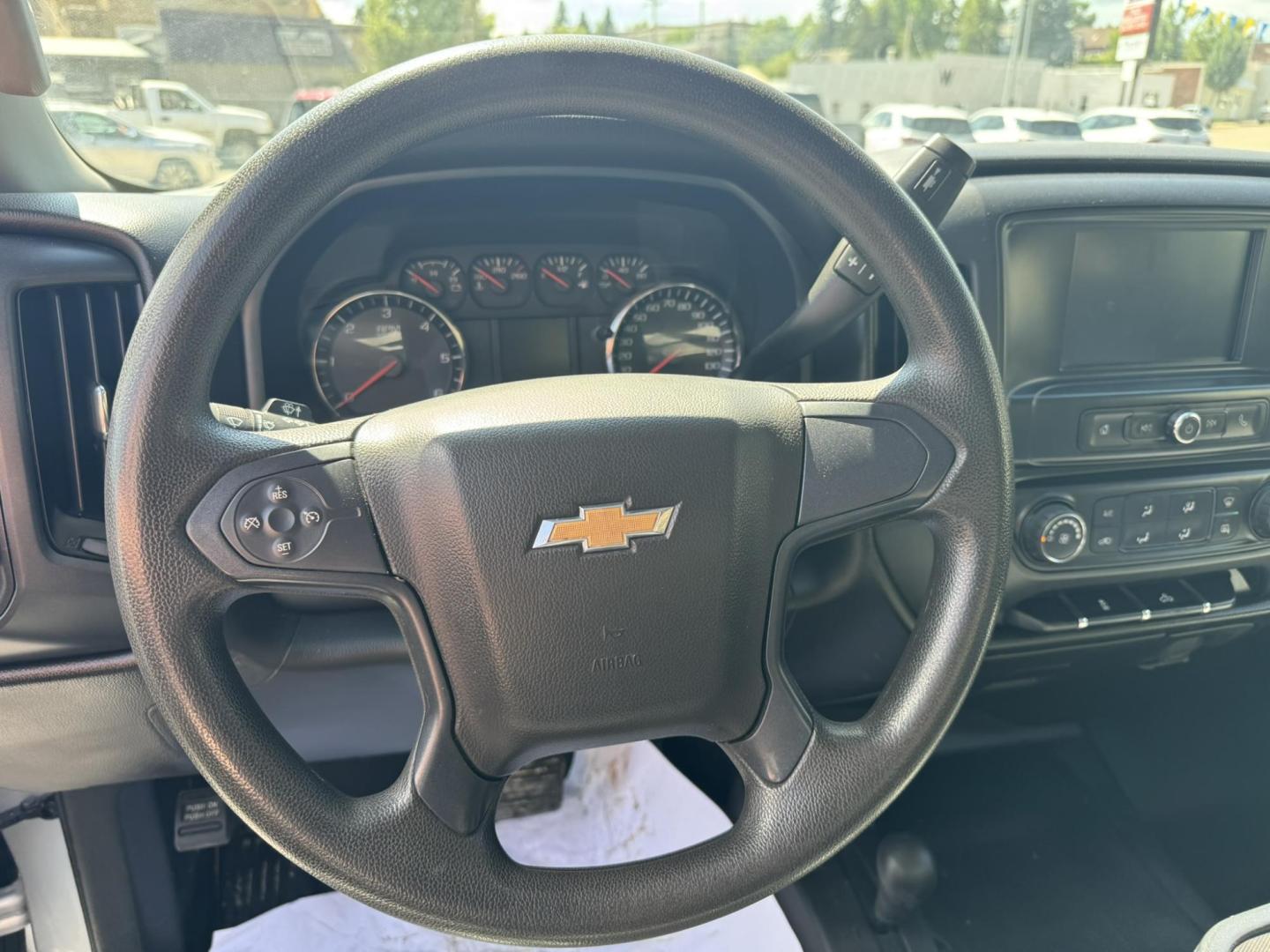 2018 Silver /Grey Chevrolet Silverado 3500HD Work Truck Double Cab Long Box 4WD (1GC2KYEG4JZ) with an 6.0L V8 OHV 16V FFV engine, 6A transmission, located at 116 5th Avenue South, Lewistown, MT, 59457, 47.063877, -109.427879 - If you need serious muscle, this 2018 Chevy Silverado 3500 HD 4x4 Work Truck is built to get the job done. Powered by a proven 6.0L V8 and paired with a heavy-duty 6-speed automatic, this long box double cab hauls, tows, and handles business without breaking a sweat. 4WD gives you confident tractio - Photo#10
