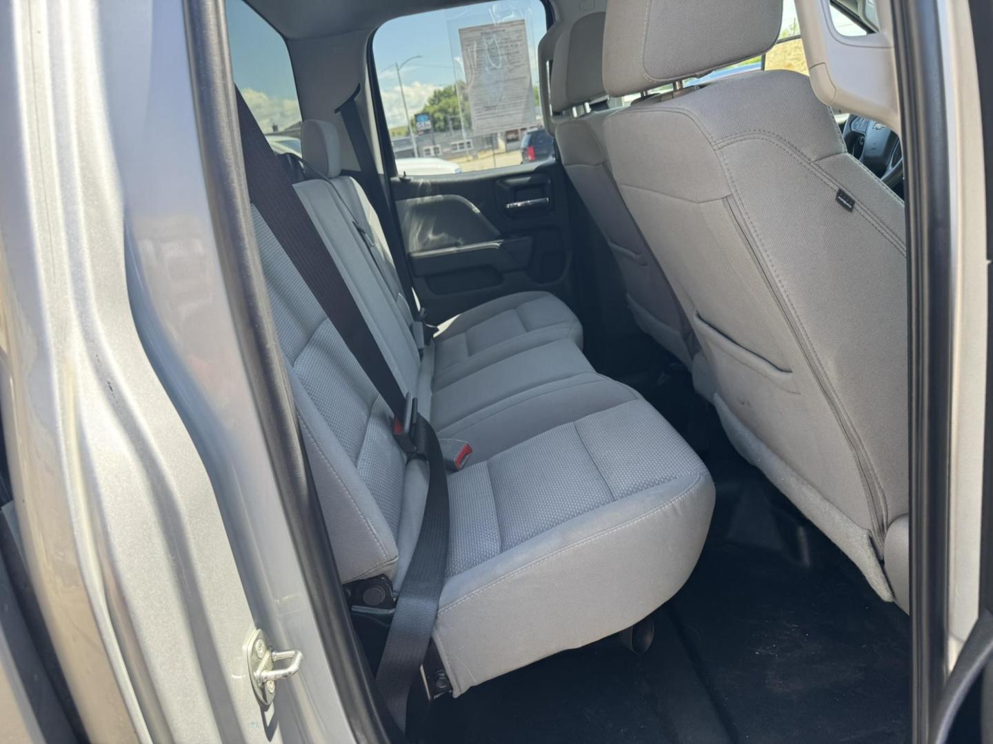 2018 Silver /Grey Chevrolet Silverado 3500HD Work Truck Double Cab Long Box 4WD (1GC2KYEG4JZ) with an 6.0L V8 OHV 16V FFV engine, 6A transmission, located at 116 5th Avenue South, Lewistown, MT, 59457, 47.063877, -109.427879 - If you need serious muscle, this 2018 Chevy Silverado 3500 HD 4x4 Work Truck is built to get the job done. Powered by a proven 6.0L V8 and paired with a heavy-duty 6-speed automatic, this long box double cab hauls, tows, and handles business without breaking a sweat. 4WD gives you confident tractio - Photo#15