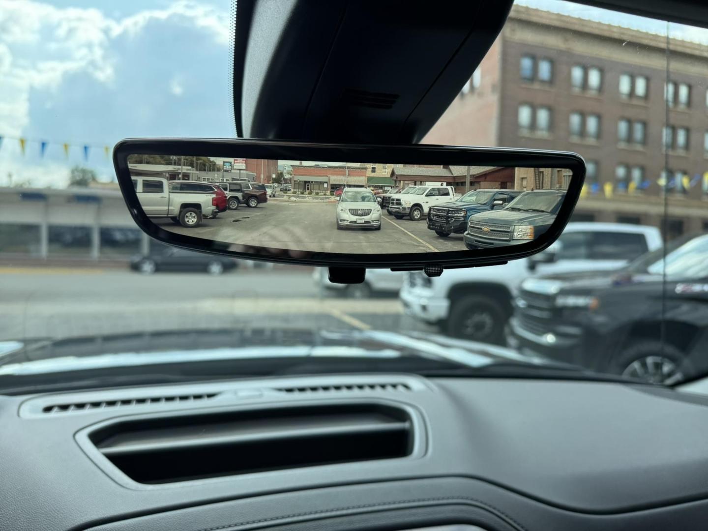 2021 Grey /Black GMC Sierra 1500 Denali Crew Cab 4WD (1GTU9FED7MZ) with an 5.3L V8 OHV 16V engine, 6A transmission, located at 116 5th Avenue South, Lewistown, MT, 59457, 47.063877, -109.427879 - his 2021 GMC Sierra Denali blends premium comfort with serious capability. With 4WD and powerful performance, it’s built to handle tough jobs, weekend towing, or just the daily drive in style. Inside, you’ll find a refined Denali interior with leather seating, advanced tech, and plenty of room f - Photo#22