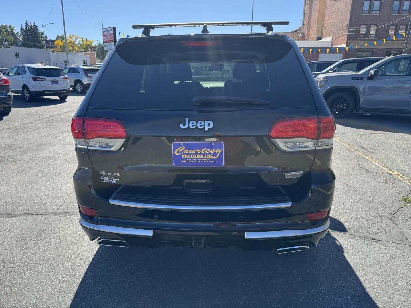 2021 Black /Black Jeep Grand Cherokee Summit 4WD (1C4RJFJG6MC) with an 3.6L V6 DOHC 24V engine, 8A transmission, located at 116 5th Avenue South, Lewistown, MT, 59457, 47.063877, -109.427879 - Elevate your driving experience with this 2021 Jeep Grand Cherokee Summit, the pinnacle of Jeep luxury and capability. From its bold exterior styling to its refined interior, the Summit trim delivers first-class comfort without sacrificing the rugged performance Jeep is known for. Step inside and y - Photo#3