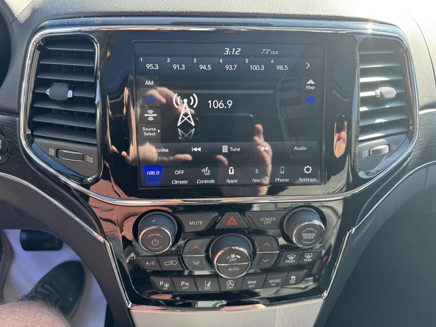 2021 Black /Black Jeep Grand Cherokee Summit 4WD (1C4RJFJG6MC) with an 3.6L V6 DOHC 24V engine, 8A transmission, located at 116 5th Avenue South, Lewistown, MT, 59457, 47.063877, -109.427879 - Elevate your driving experience with this 2021 Jeep Grand Cherokee Summit, the pinnacle of Jeep luxury and capability. From its bold exterior styling to its refined interior, the Summit trim delivers first-class comfort without sacrificing the rugged performance Jeep is known for. Step inside and y - Photo#15