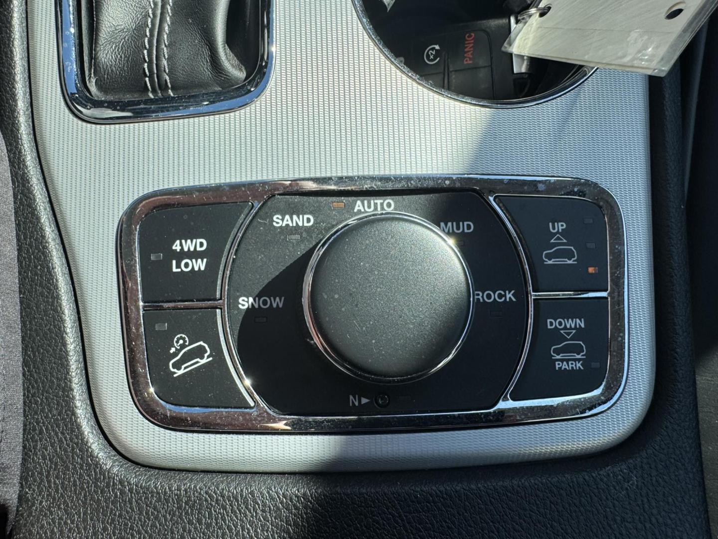 2021 Black /Black Jeep Grand Cherokee Summit 4WD (1C4RJFJG6MC) with an 3.6L V6 DOHC 24V engine, 8A transmission, located at 116 5th Avenue South, Lewistown, MT, 59457, 47.063877, -109.427879 - Elevate your driving experience with this 2021 Jeep Grand Cherokee Summit, the pinnacle of Jeep luxury and capability. From its bold exterior styling to its refined interior, the Summit trim delivers first-class comfort without sacrificing the rugged performance Jeep is known for. Step inside and y - Photo#18