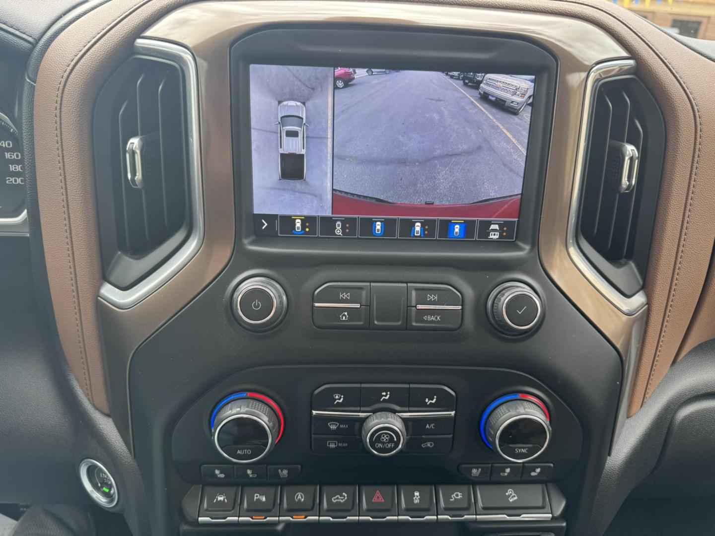 2021 Maroon /Black/Brown Chevrolet Silverado 1500 High Country Crew Cab Short Box 4WD (1GCUYHEL4MZ) with an 6.2L V8 OHV 16V engine, 6A transmission, located at 116 5th Avenue South, Lewistown, MT, 59457, 47.063877, -109.427879 - 2021 Chevrolet Silverado 1500 High Country 4WD – 6.2L Power, Clean and Loaded! Top of the line and built to impress, this 2021 Silverado High Country pairs luxury with serious muscle. Under the hood is the powerful 6.2L V8 — the most sought-after engine in the lineup — delivering strong towin - Photo#22