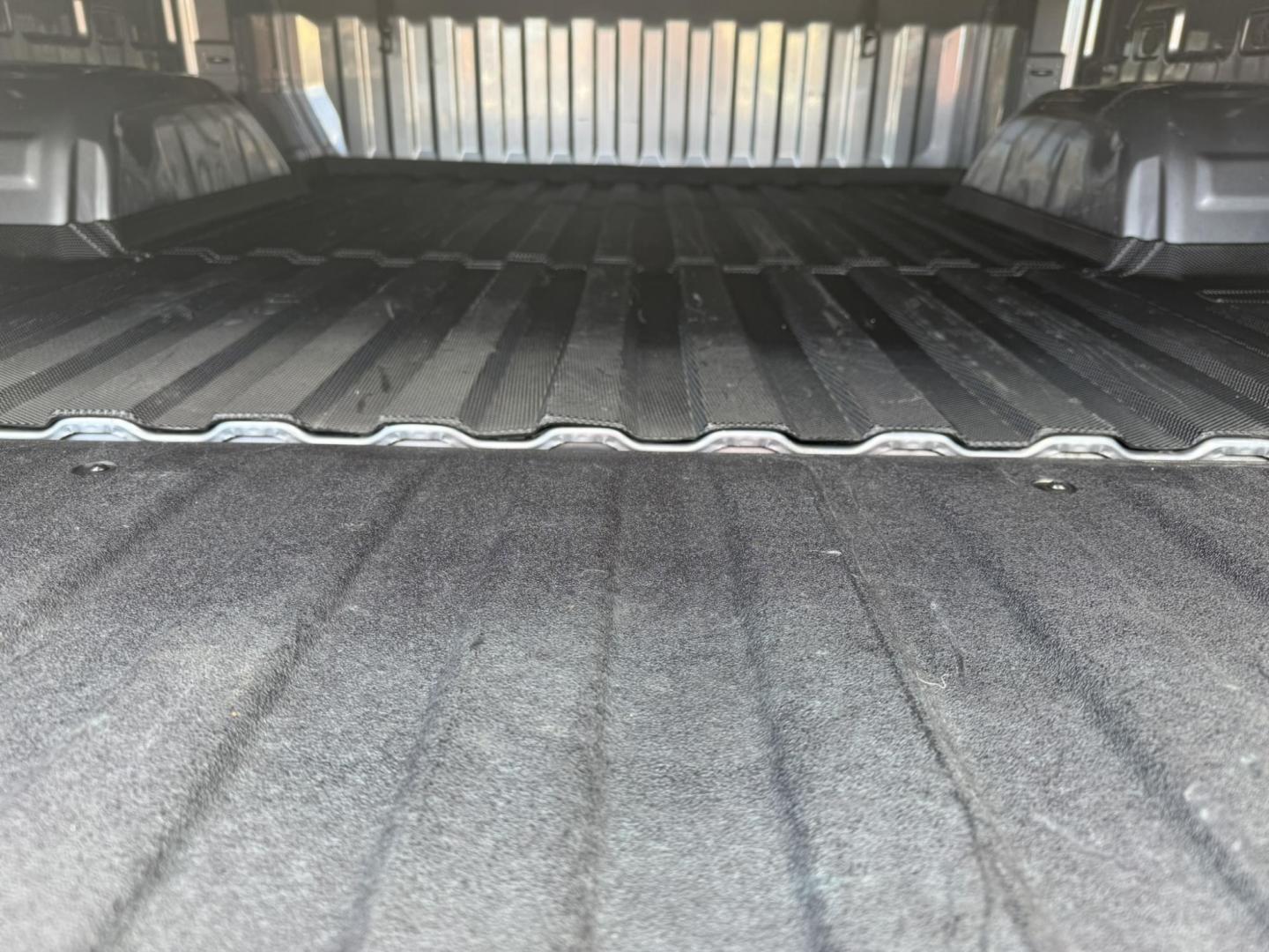 2021 Grey /Black Chevrolet Silverado 1500 Custom Trail Boss Crew Cab Short Box 4WD (1GCPYCEF8MZ) with an 5.3L V8 OHV 16V engine, 6A transmission, located at 116 5th Avenue South, Lewistown, MT, 59457, 47.063877, -109.427879 - 2021 Chevrolet Silverado 1500 Custom Trail Boss 4WD – Lifted from the Factory and Ready to Roll! Built for adventure, this 2021 Silverado Custom Trail Boss brings rugged style and off-road performance straight from the factory. Powered by a 5.3L V8 and paired with a true 4WD system, it features - Photo#4