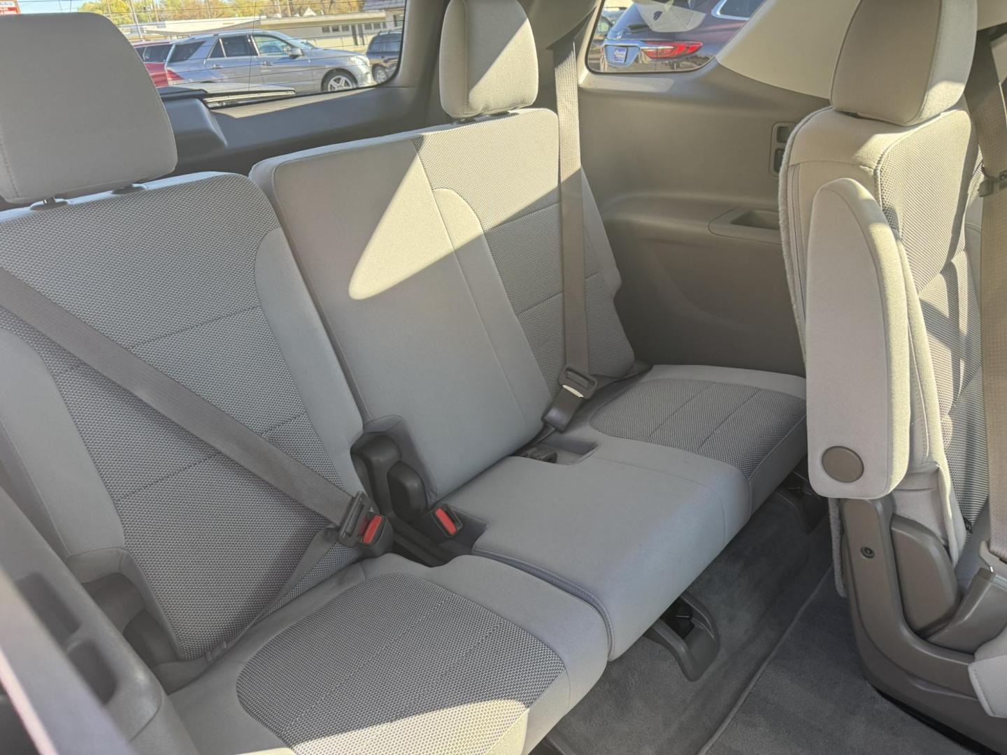 2019 Grey /Grey Chevrolet Traverse LT Cloth AWD (1GNEVGKW2KJ) with an 3.6L V6 DOHC 24V engine, 9A transmission, located at 116 5th Avenue South, Lewistown, MT, 59457, 47.063877, -109.427879 - Photo#9