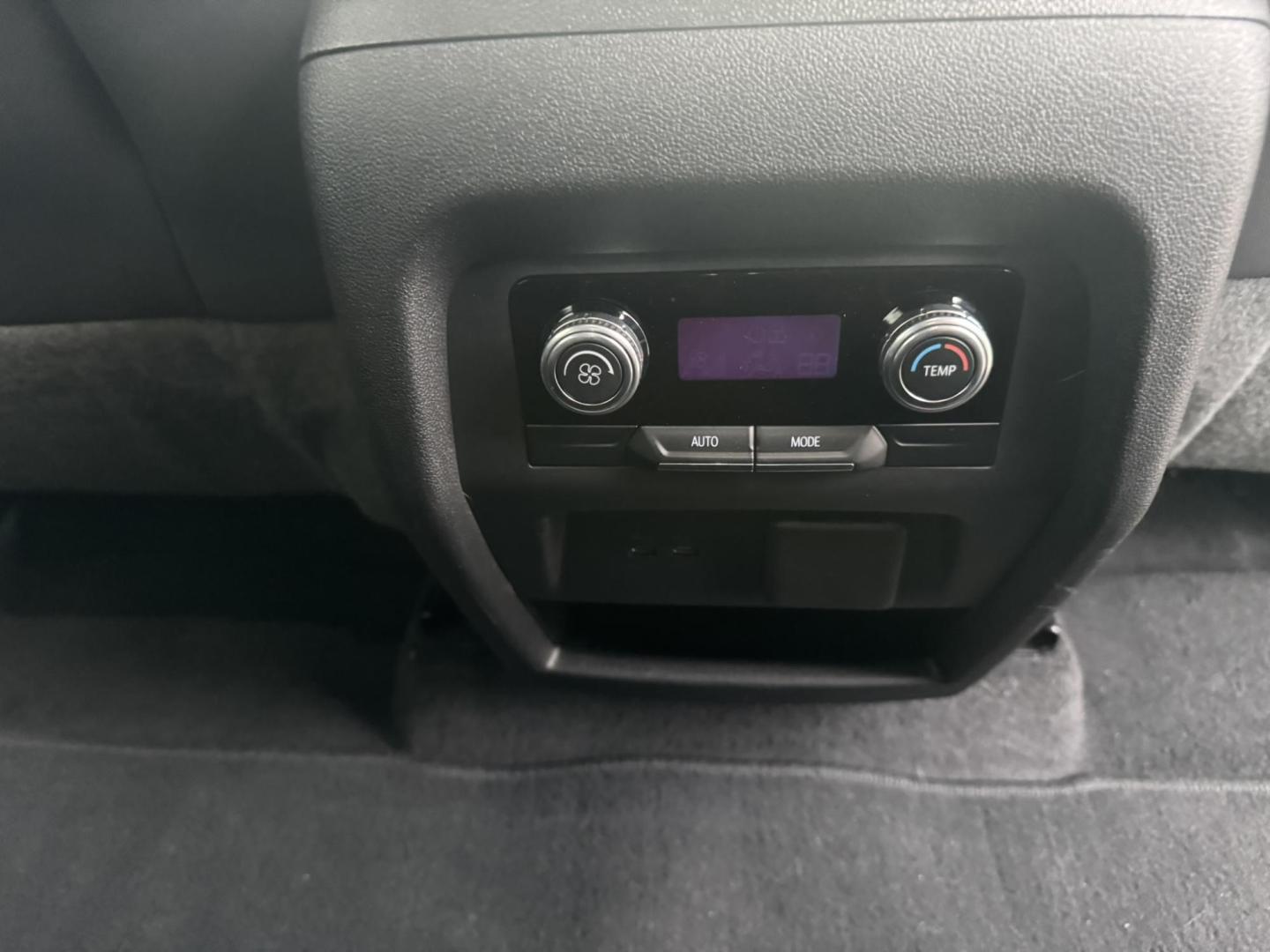 2024 Silver /Black GMC Acadia Elevation AWD (1GKENNKS0RJ) with an 2.5L L4 DOHC 16V engine, 9A transmission, located at 116 5th Avenue South, Lewistown, MT, 59457, 47.063877, -109.427879 - Just arrived — a 2024 GMC Acadia Elevation AWD, and it’s the right build. This one comes with the Elevation appearance package, a full leather interior, and the updated body style that looks sharp from every angle. You get confident AWD for winter, a smooth turbo powertrain, three-row seating, a - Photo#9