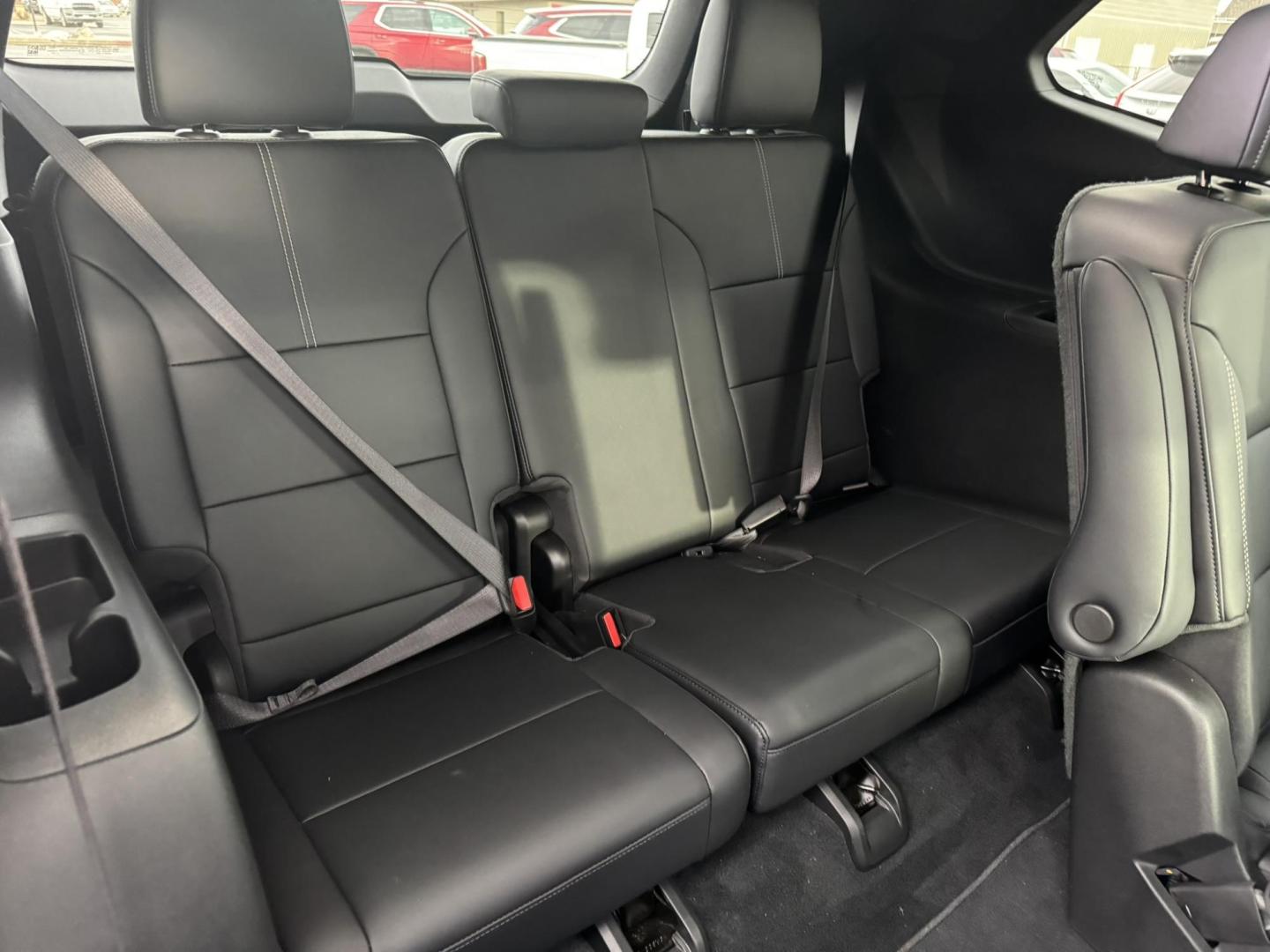 2024 Silver /Black GMC Acadia Elevation AWD (1GKENNKS0RJ) with an 2.5L L4 DOHC 16V engine, 9A transmission, located at 116 5th Avenue South, Lewistown, MT, 59457, 47.063877, -109.427879 - Just arrived — a 2024 GMC Acadia Elevation AWD, and it’s the right build. This one comes with the Elevation appearance package, a full leather interior, and the updated body style that looks sharp from every angle. You get confident AWD for winter, a smooth turbo powertrain, three-row seating, a - Photo#10