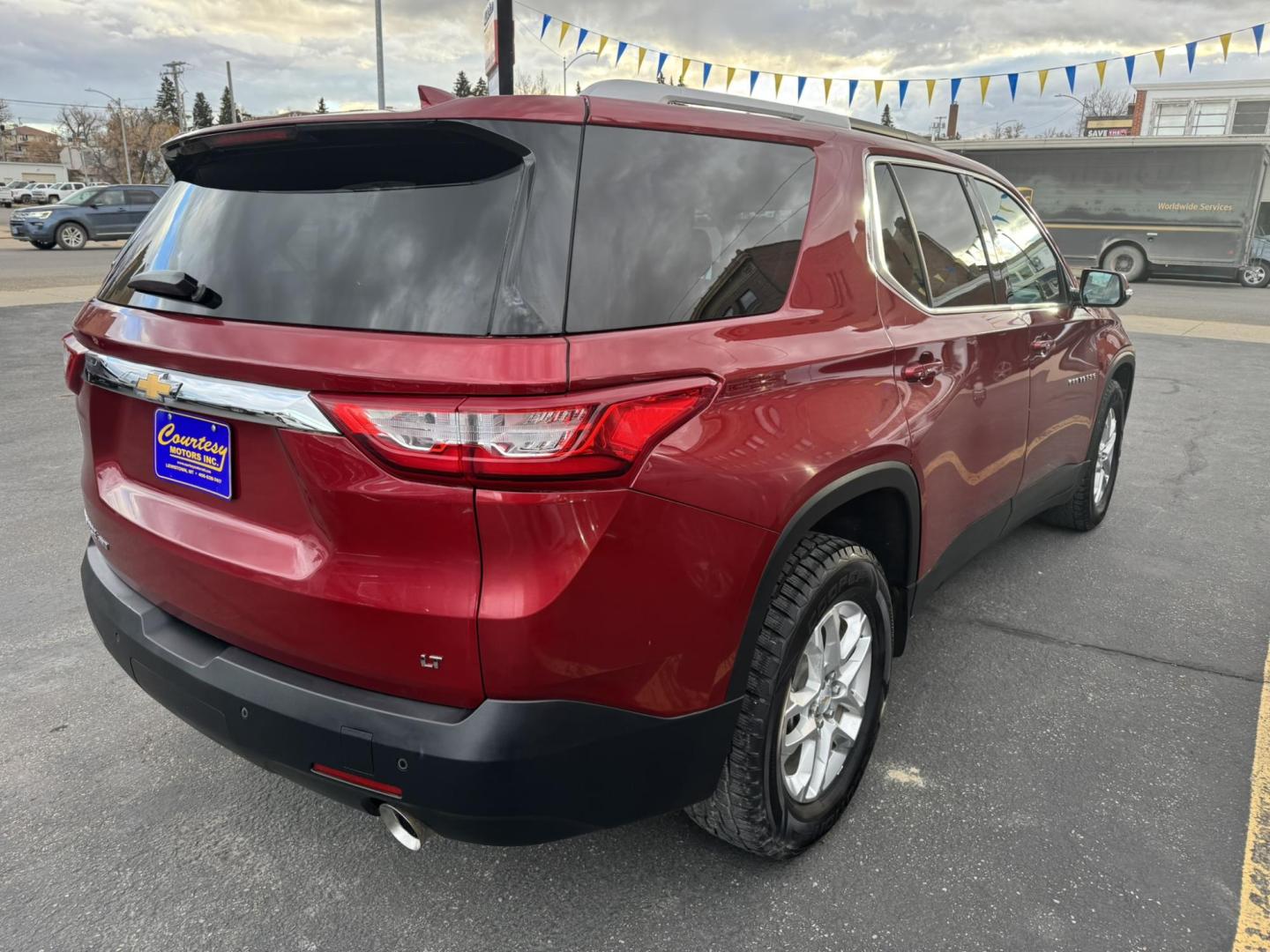 2018 Maroon /Grey Chevrolet Traverse LT Cloth AWD (1GNEVGKW4JJ) with an 3.6L V6 DOHC 24V engine, 9A transmission, located at 116 5th Avenue South, Lewistown, MT, 59457, 47.063877, -109.427879 - Nicely loaded local trade, economical AWD! - Photo#1