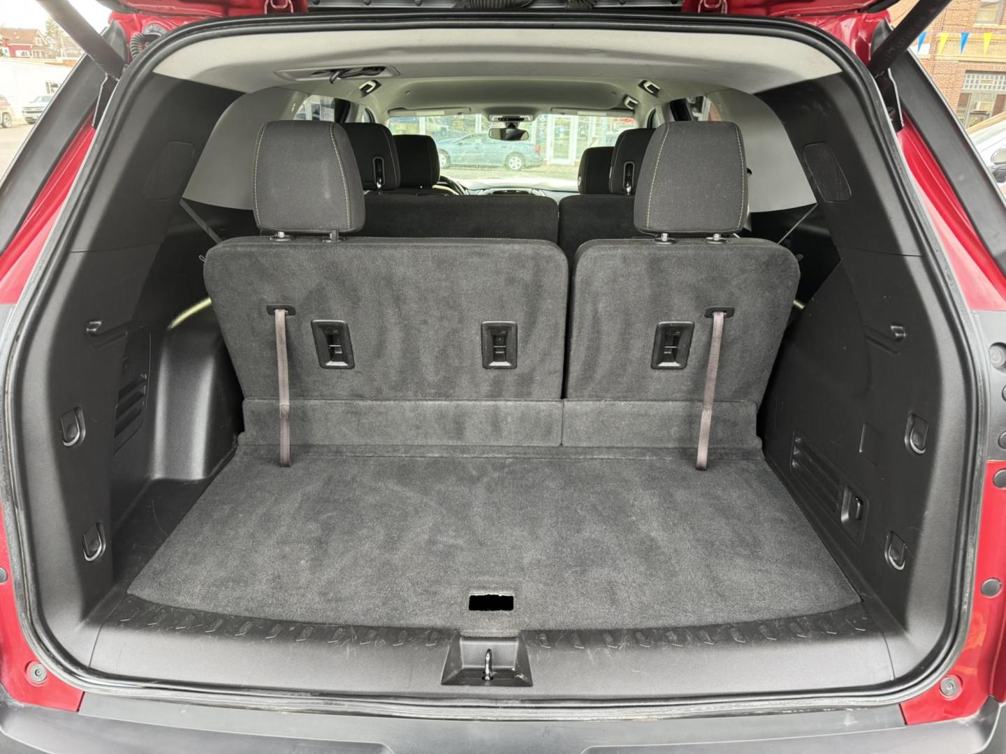 2018 Maroon /Grey Chevrolet Traverse LT Cloth AWD (1GNEVGKW4JJ) with an 3.6L V6 DOHC 24V engine, 9A transmission, located at 116 5th Avenue South, Lewistown, MT, 59457, 47.063877, -109.427879 - Nicely loaded local trade, economical AWD! - Photo#8