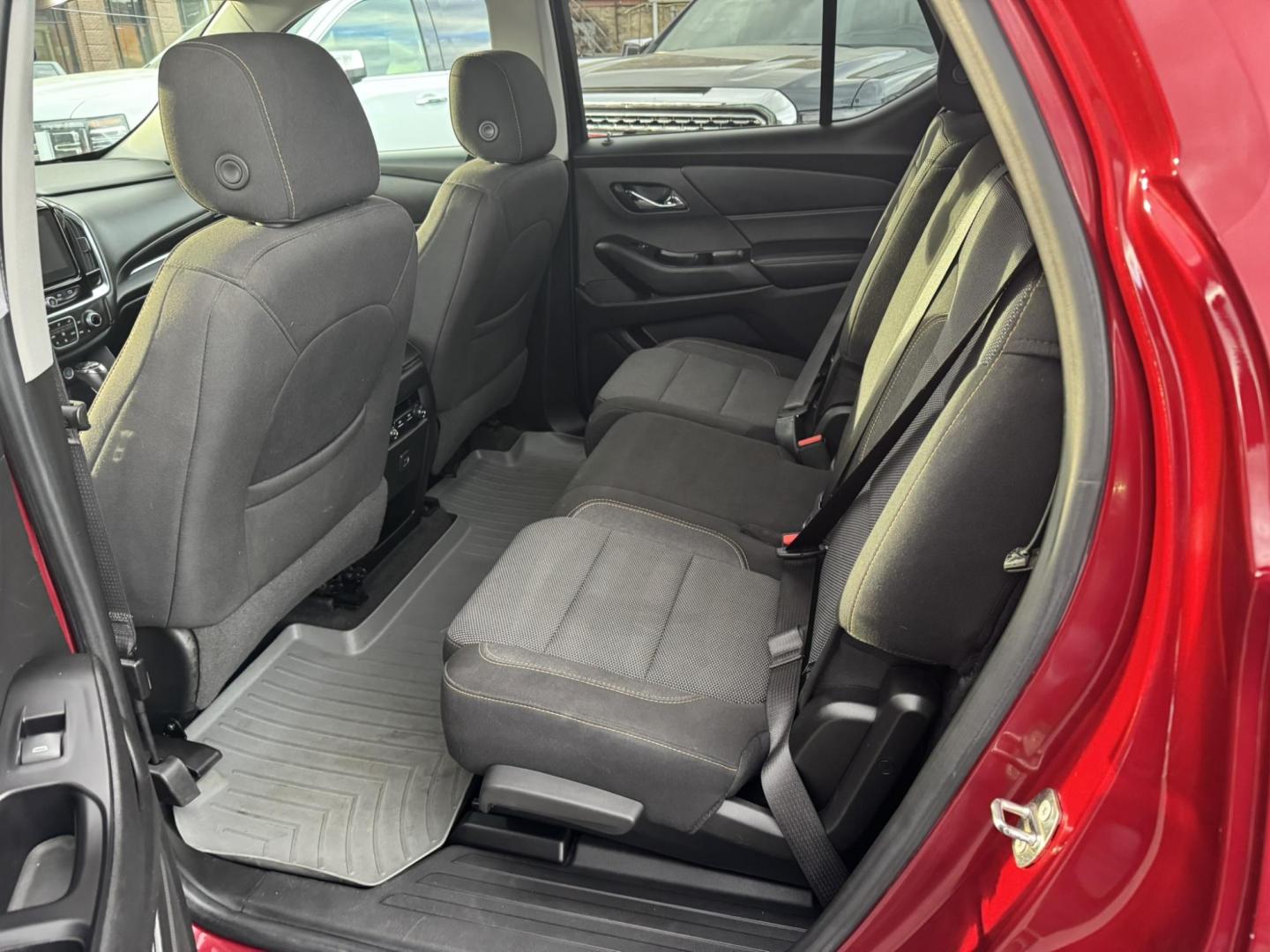 2018 Maroon /Grey Chevrolet Traverse LT Cloth AWD (1GNEVGKW4JJ) with an 3.6L V6 DOHC 24V engine, 9A transmission, located at 116 5th Avenue South, Lewistown, MT, 59457, 47.063877, -109.427879 - Nicely loaded local trade, economical AWD! - Photo#9