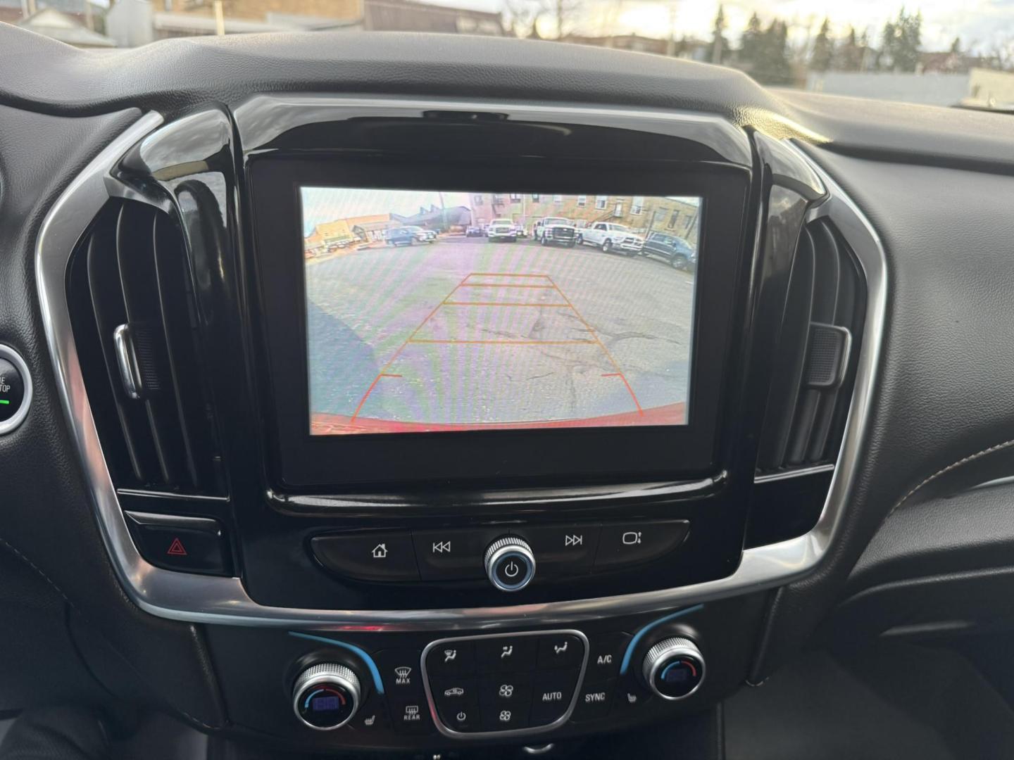 2018 Maroon /Grey Chevrolet Traverse LT Cloth AWD (1GNEVGKW4JJ) with an 3.6L V6 DOHC 24V engine, 9A transmission, located at 116 5th Avenue South, Lewistown, MT, 59457, 47.063877, -109.427879 - Nicely loaded local trade, economical AWD! - Photo#16