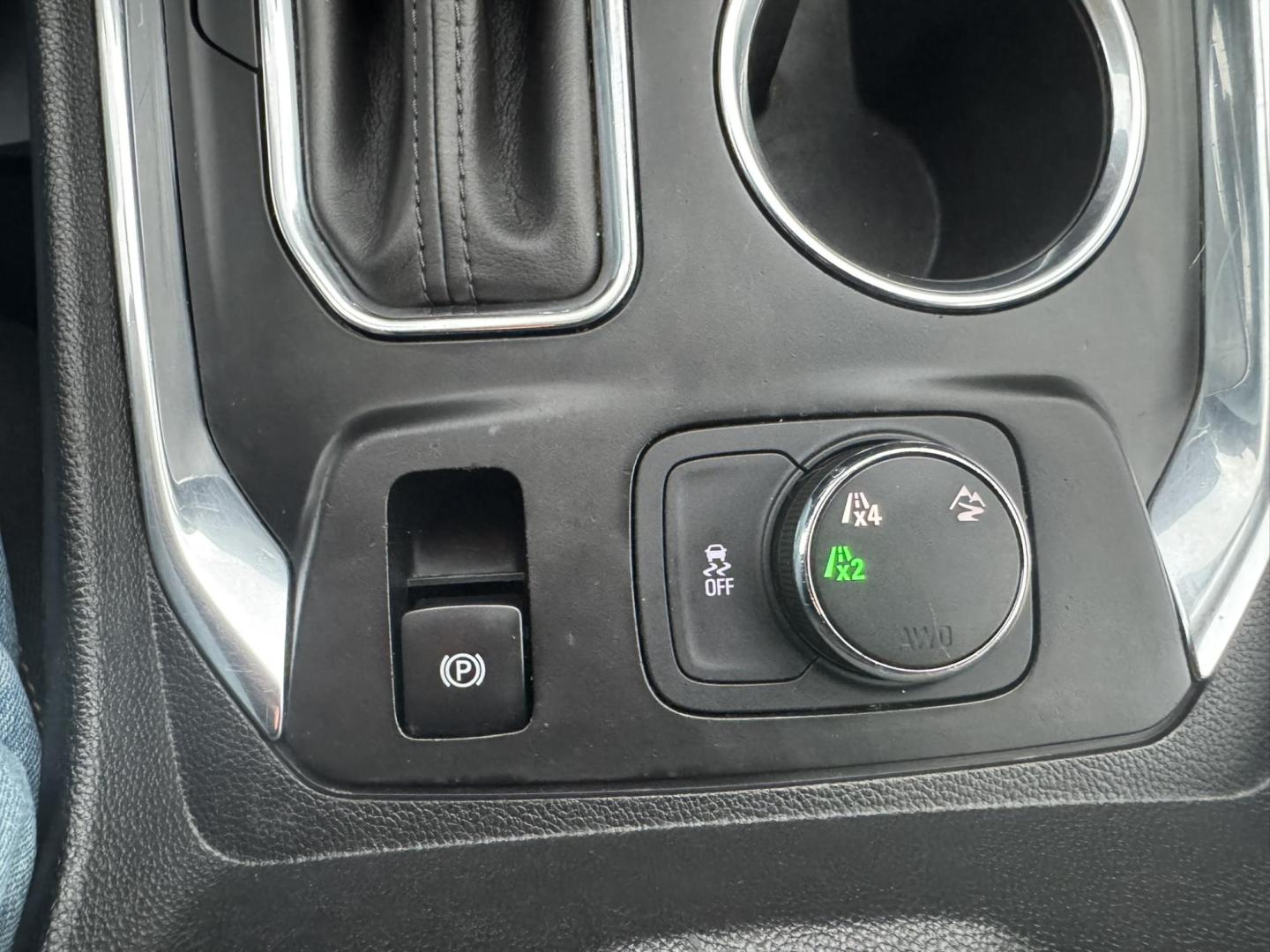 2018 Maroon /Grey Chevrolet Traverse LT Cloth AWD (1GNEVGKW4JJ) with an 3.6L V6 DOHC 24V engine, 9A transmission, located at 116 5th Avenue South, Lewistown, MT, 59457, 47.063877, -109.427879 - Nicely loaded local trade, economical AWD! - Photo#18