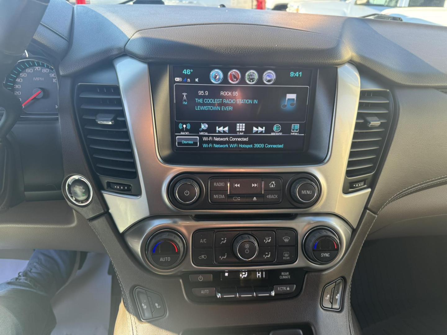 2020 WHITE /Tan Chevrolet Tahoe LT 4WD (1GNSKBKC1LR) with an 5.3L V8 OHV 16V engine, 6A transmission, located at 116 5th Avenue South, Lewistown, MT, 59457, 47.063877, -109.427879 - Clean, One Owner Carfax on this well maintained local trade! - Photo#22