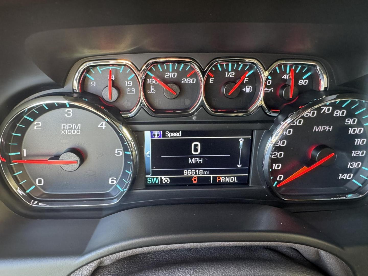 2020 WHITE /Tan Chevrolet Tahoe LT 4WD (1GNSKBKC1LR) with an 5.3L V8 OHV 16V engine, 6A transmission, located at 116 5th Avenue South, Lewistown, MT, 59457, 47.063877, -109.427879 - Clean, One Owner Carfax on this well maintained local trade! - Photo#21