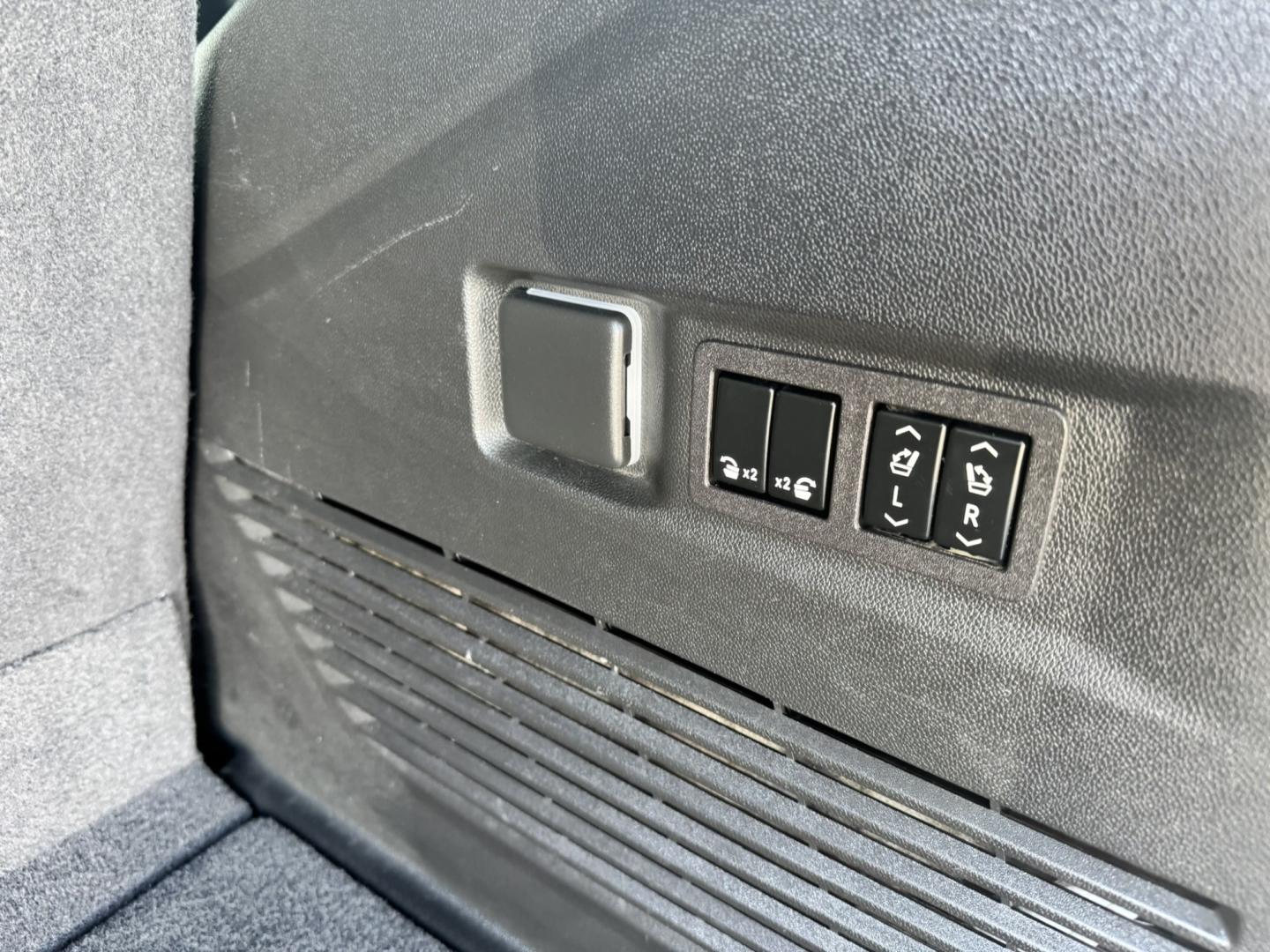 2023 Silver /Black GMC Yukon Denali 4WD (1GKS2DKL8PR) with an 6.2L V8 OHV 16V engine, 10A transmission, located at 116 5th Avenue South, Lewistown, MT, 59457, 47.063877, -109.427879 - 2023 GMC Yukon Denali — Super Cruise • Rear Entertainment • Loaded This 2023 Yukon Denali checks every box if you’re looking for luxury, space, and long-distance comfort. It’s powered by the smooth 6.2L V8 and finished in true Denali style with premium leather, advanced tech, and a quie- Photo#12