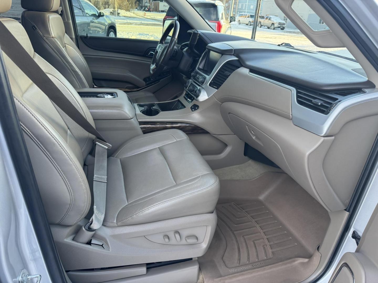 2015 Silver /Tan GMC Yukon XL SLT 1/2 Ton 4WD (1GKS2HKC4FR) with an 5.3L V8 OHV 16V engine, 6-Speed Automatic transmission, located at 116 5th Avenue South, Lewistown, MT, 59457, 47.063877, -109.427879 - Photo#7