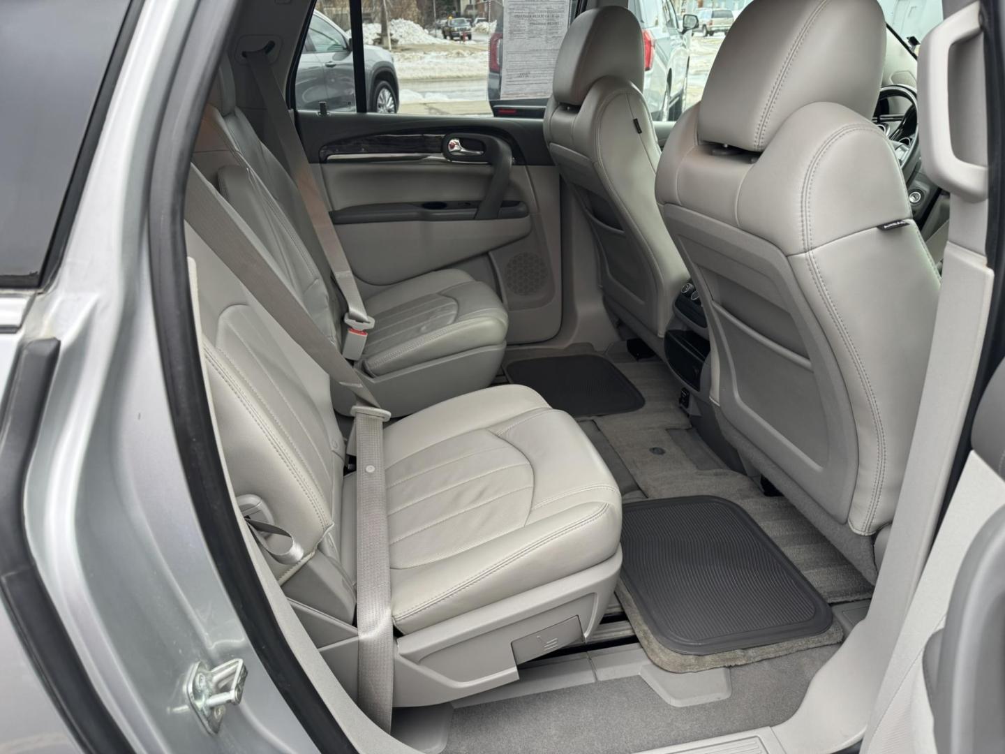 2015 Silver /Grey Buick Enclave Leather AWD (5GAKVBKD9FJ) with an 3.6L V6 DOHC 24V engine, 6-Speed Automatic Overdrive transmission, located at 116 5th Avenue South, Lewistown, MT, 59457, 47.063877, -109.427879 - Photo#8