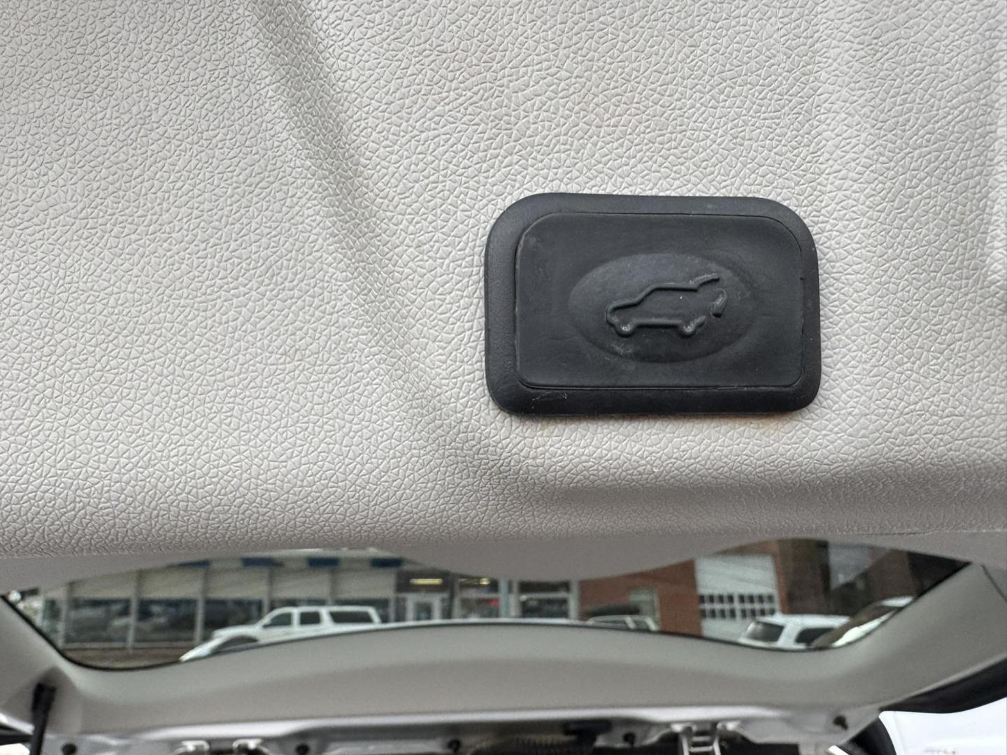 2015 Silver /Grey Buick Enclave Leather AWD (5GAKVBKD9FJ) with an 3.6L V6 DOHC 24V engine, 6-Speed Automatic Overdrive transmission, located at 116 5th Avenue South, Lewistown, MT, 59457, 47.063877, -109.427879 - Photo#11