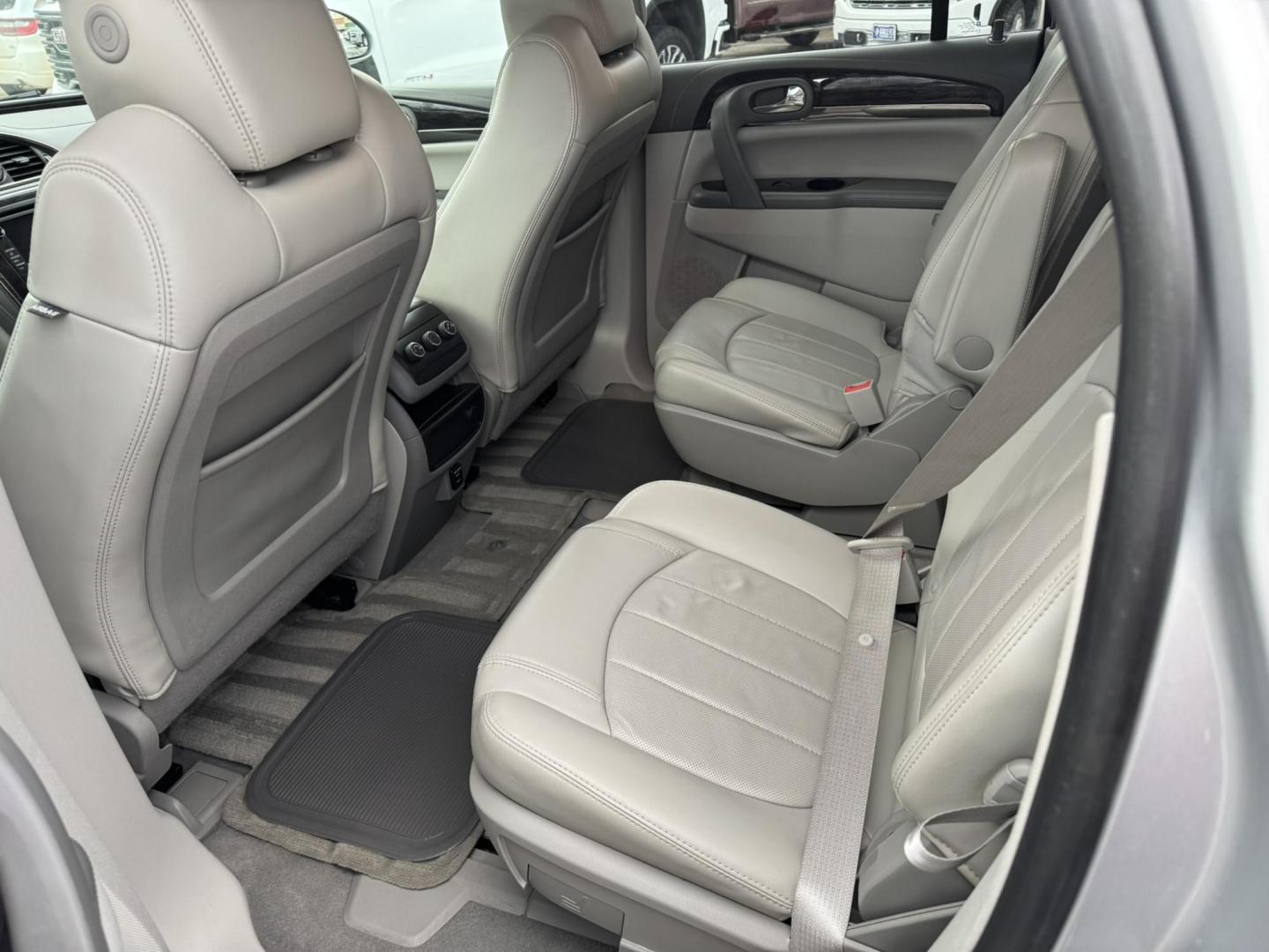 2015 Silver /Grey Buick Enclave Leather AWD (5GAKVBKD9FJ) with an 3.6L V6 DOHC 24V engine, 6-Speed Automatic Overdrive transmission, located at 116 5th Avenue South, Lewistown, MT, 59457, 47.063877, -109.427879 - Photo#12