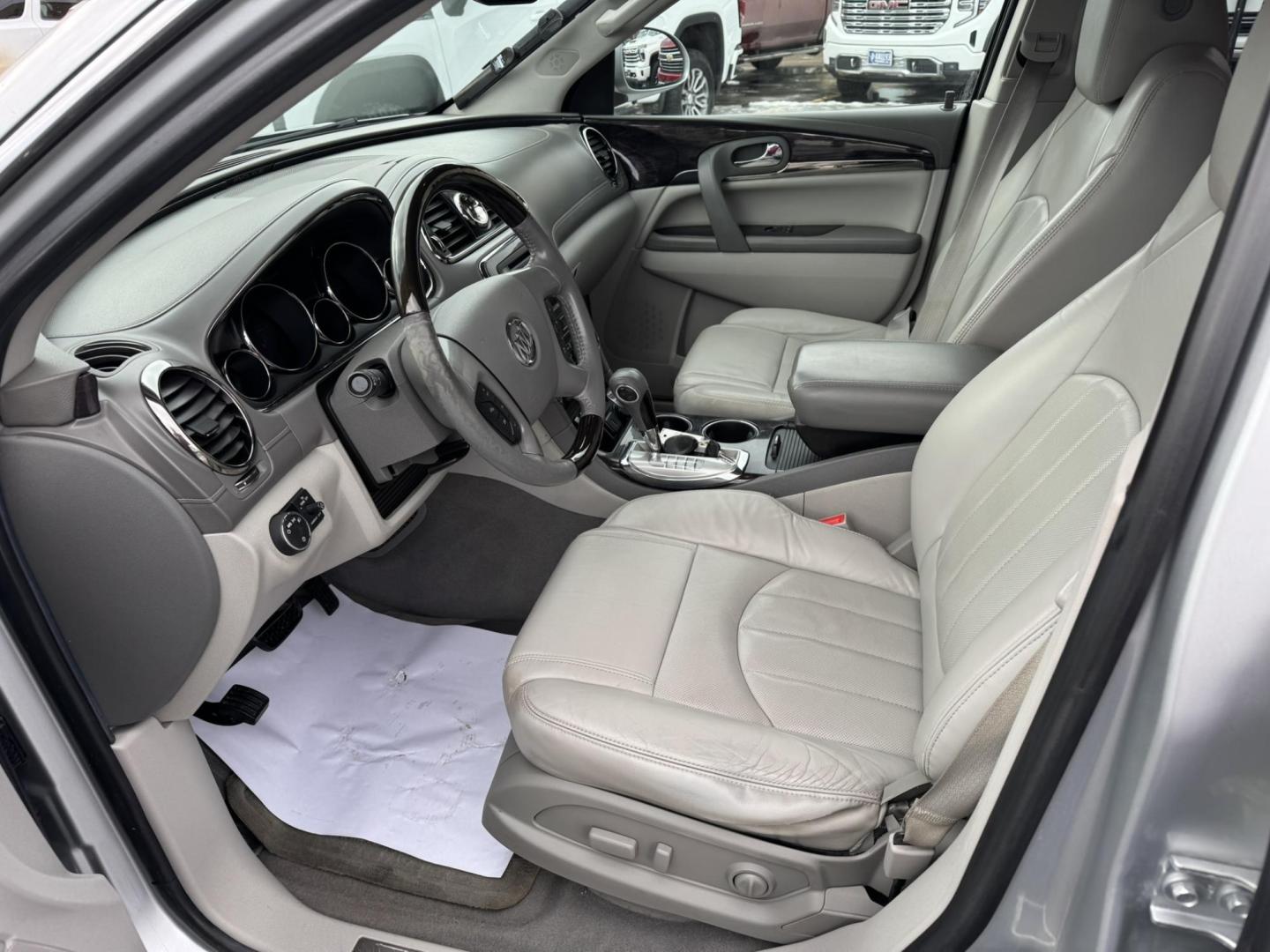 2015 Silver /Grey Buick Enclave Leather AWD (5GAKVBKD9FJ) with an 3.6L V6 DOHC 24V engine, 6-Speed Automatic Overdrive transmission, located at 116 5th Avenue South, Lewistown, MT, 59457, 47.063877, -109.427879 - Photo#13