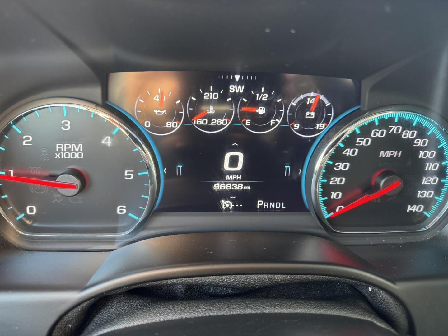 2017 Silver /Black GMC Yukon XL SLT 4WD (1GKS2GKC1HR) with an 5.3L V8 OHV 16V engine, 6A transmission, located at 116 5th Avenue South, Lewistown, MT, 59457, 47.063877, -109.427879 - Loaded local trade with a clean Car Fax! - Photo#22