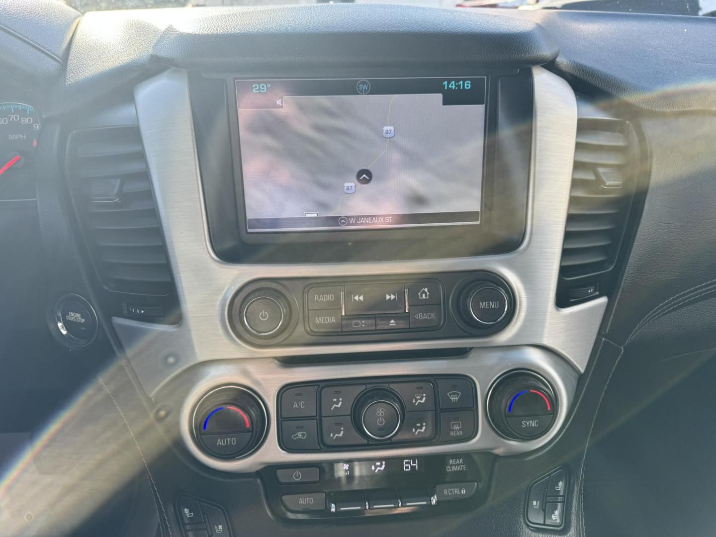 2017 Silver /Black GMC Yukon XL SLT 4WD (1GKS2GKC1HR) with an 5.3L V8 OHV 16V engine, 6A transmission, located at 116 5th Avenue South, Lewistown, MT, 59457, 47.063877, -109.427879 - Loaded local trade with a clean Car Fax! - Photo#23