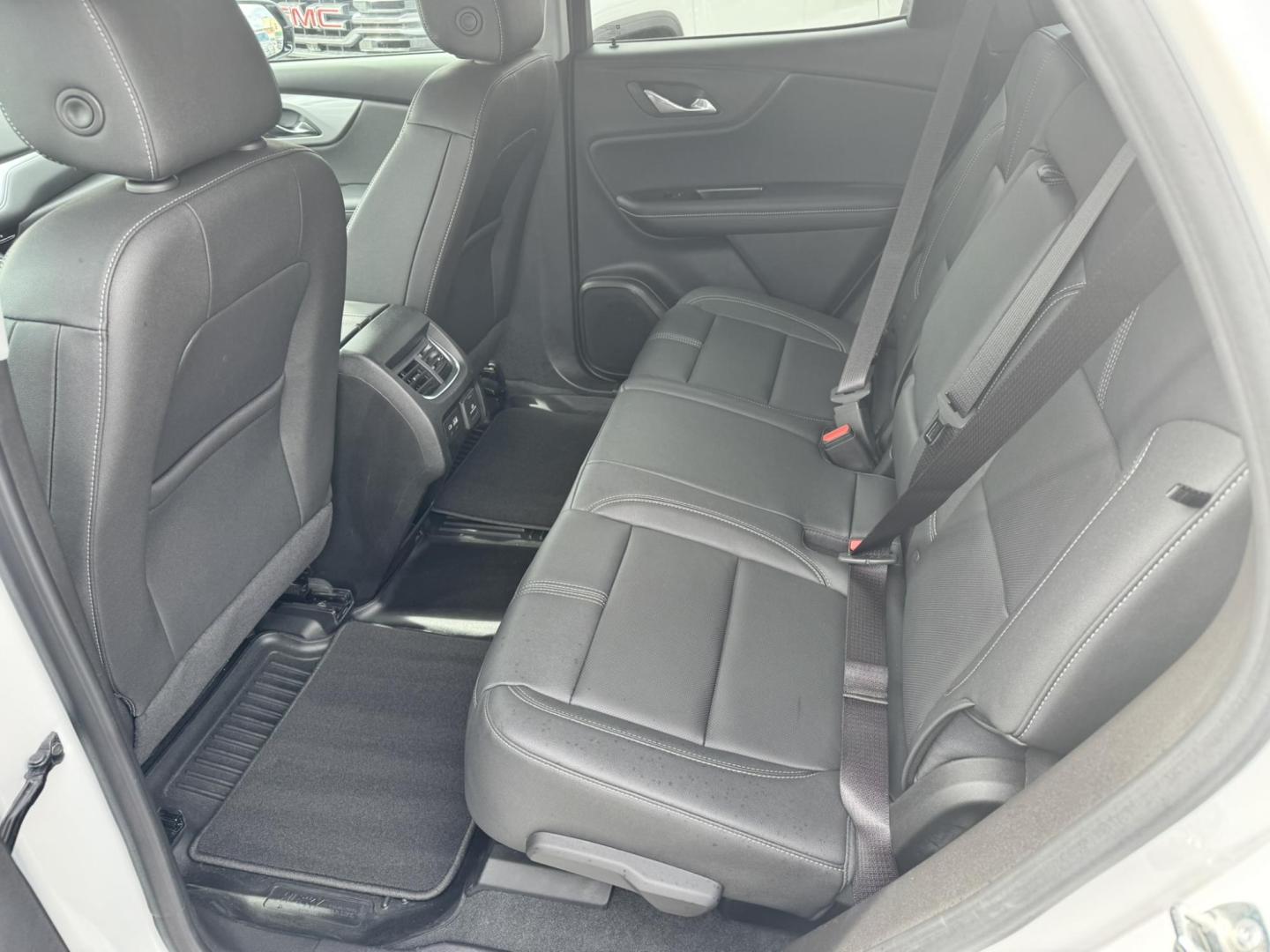 2024 WHITE /Black Chevrolet Blazer 3LT AWD (3GNKBJRS2RS) with an 3.6L V6 DOHC 24V engine, 9A transmission, located at 116 5th Avenue South, Lewistown, MT, 59457, 47.063877, -109.427879 - Sharp, confident, and ready for any season—this 2024 Chevrolet Blazer 3LT AWD brings together bold styling, smooth performance, and everyday practicality in one standout SUV. Powered by a responsive V6 engine and backed by all-wheel drive, it delivers confident handling whether you’re commuting, - Photo#11