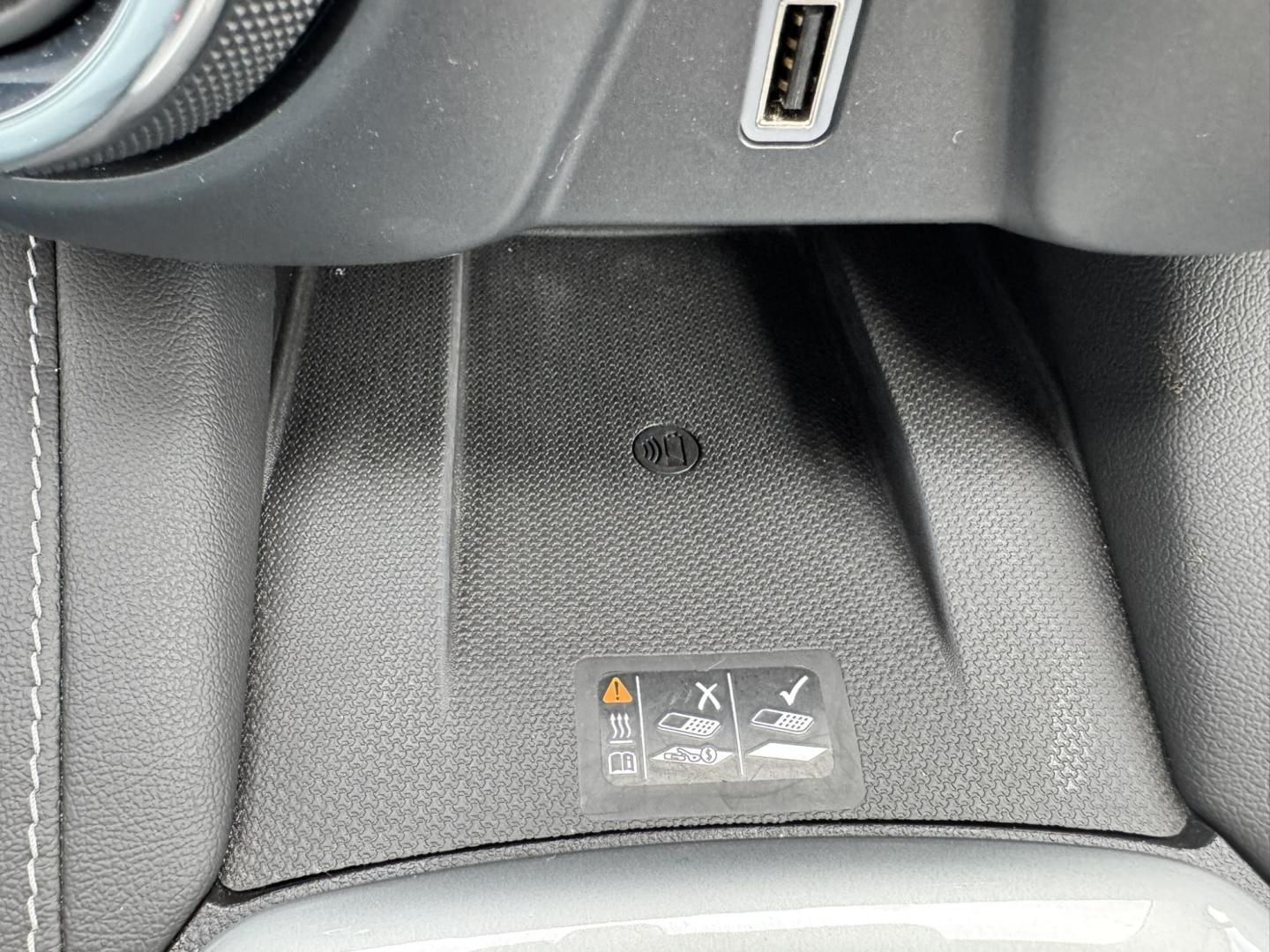 2024 WHITE /Black Chevrolet Blazer 3LT AWD (3GNKBJRS2RS) with an 3.6L V6 DOHC 24V engine, 9A transmission, located at 116 5th Avenue South, Lewistown, MT, 59457, 47.063877, -109.427879 - Sharp, confident, and ready for any season—this 2024 Chevrolet Blazer 3LT AWD brings together bold styling, smooth performance, and everyday practicality in one standout SUV. Powered by a responsive V6 engine and backed by all-wheel drive, it delivers confident handling whether you’re commuting, - Photo#22