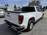 2022 WHITE /Black GMC Sierra 1500 SLE Crew Cab 4WD (3GTUUBED4NG) with an 5.3L V8 OHV 16V engine, 6A transmission, located at 116 5th Avenue South, Lewistown, MT, 59457, 47.063877, -109.427879 - Power, capability, and proven V8 performance—this 2022 GMC Sierra 1500 Crew Cab 4WD SLE is the full-size truck that gets the job done without sacrificing comfort. Equipped with the legendary 5.3L V8, it delivers strong, reliable power for towing, hauling, and everyday driving, paired with a smooth - Photo#5
