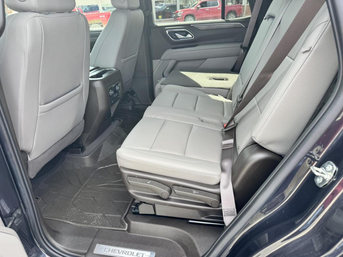 2022 Ash Grey /Tan Chevrolet Tahoe Z71 (1GNSKPKL2NR) with an 6.2L V8 OHV 16V engine, 10A transmission, located at 116 5th Avenue South, Lewistown, MT, 59457, 47.063877, -109.427879 - Big, bold, and built to go beyond the pavement—this 2022 Chevrolet Tahoe Z71 4WD with the Off-Road Capability and Off-Road Performance Packages is the full-size SUV that does it all. Powered by a strong V8 engine, it delivers the kind of performance and towing capability you expect, with the added - Photo#14