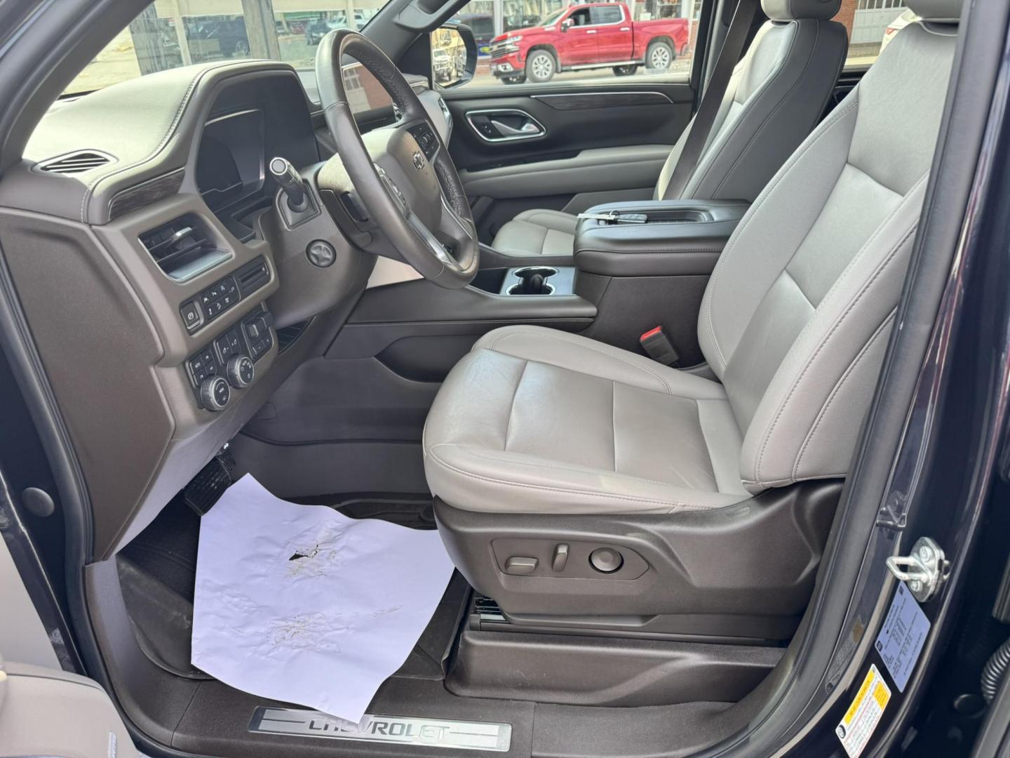 2022 Ash Grey /Tan Chevrolet Tahoe Z71 (1GNSKPKL2NR) with an 6.2L V8 OHV 16V engine, 10A transmission, located at 116 5th Avenue South, Lewistown, MT, 59457, 47.063877, -109.427879 - Big, bold, and built to go beyond the pavement—this 2022 Chevrolet Tahoe Z71 4WD with the Off-Road Capability and Off-Road Performance Packages is the full-size SUV that does it all. Powered by a strong V8 engine, it delivers the kind of performance and towing capability you expect, with the added - Photo#15